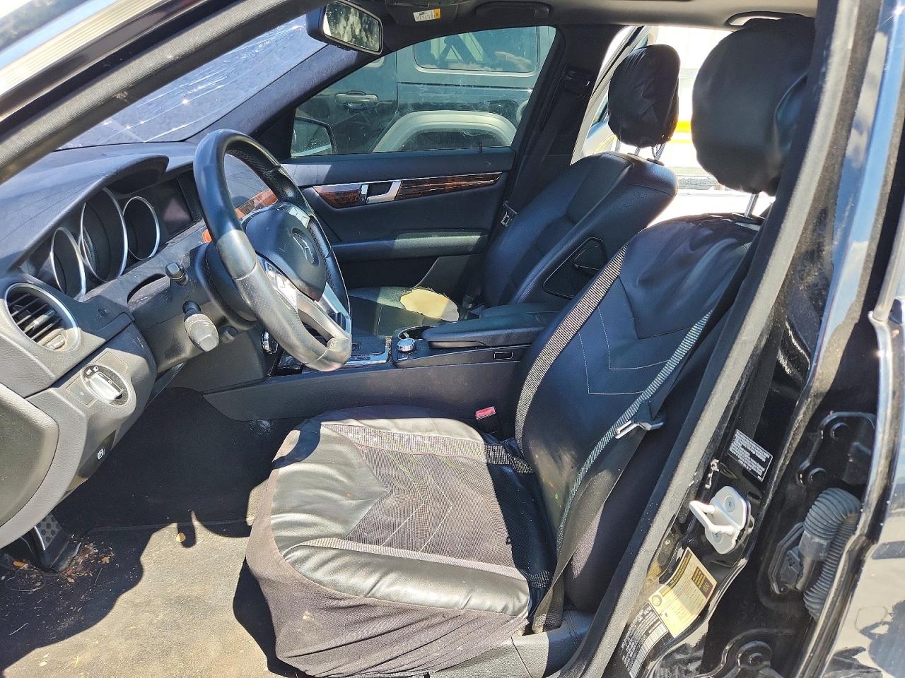 2012 Mercedes-benz C 300 4matic Black vin: WDDGF8BB1CF913805
