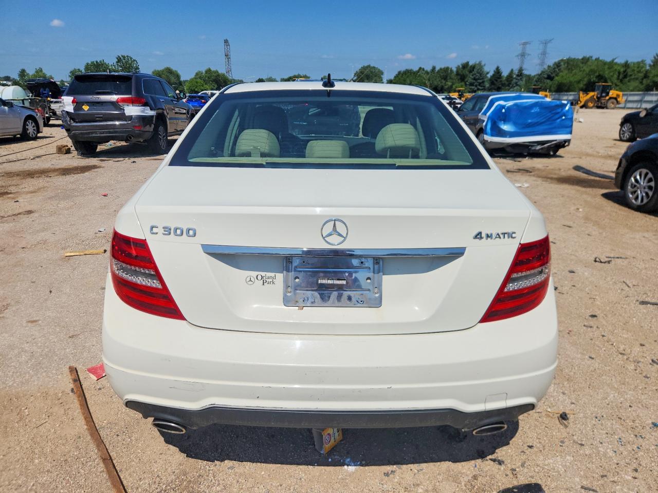2012 Mercedes-benz C 300 4matic White vin: WDDGF8BB1CF917854