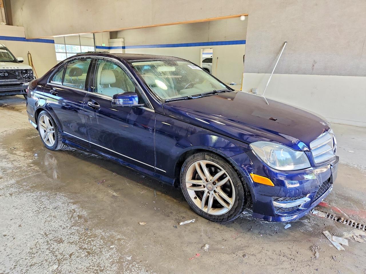 2012 Mercedes-benz C 300 4matic Blue vin: WDDGF8BB1CR228301