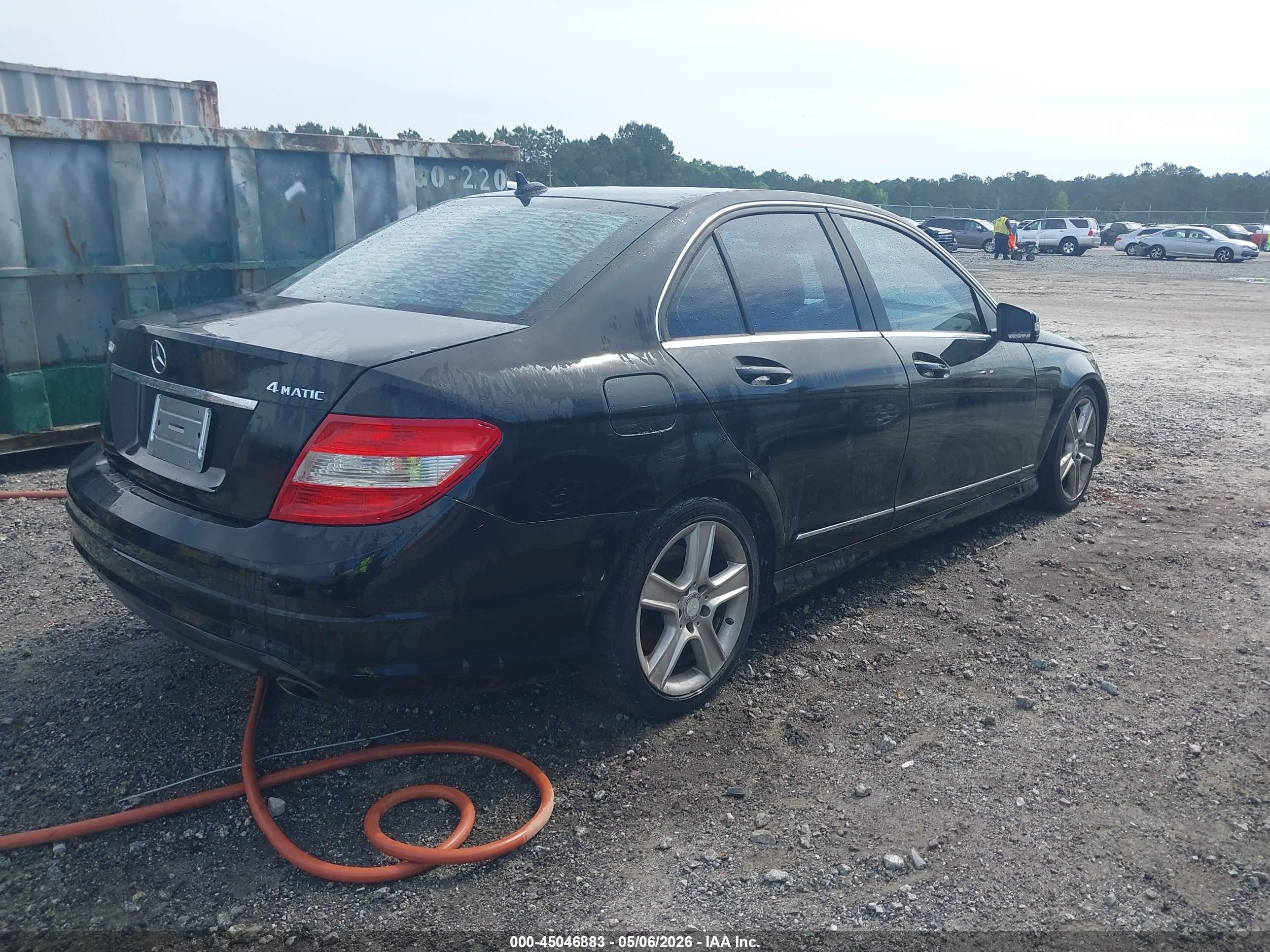 2010 Mercedes-benz C 300 Luxury 4matic/sport 4matic Черный vin: WDDGF8BB2AR126793