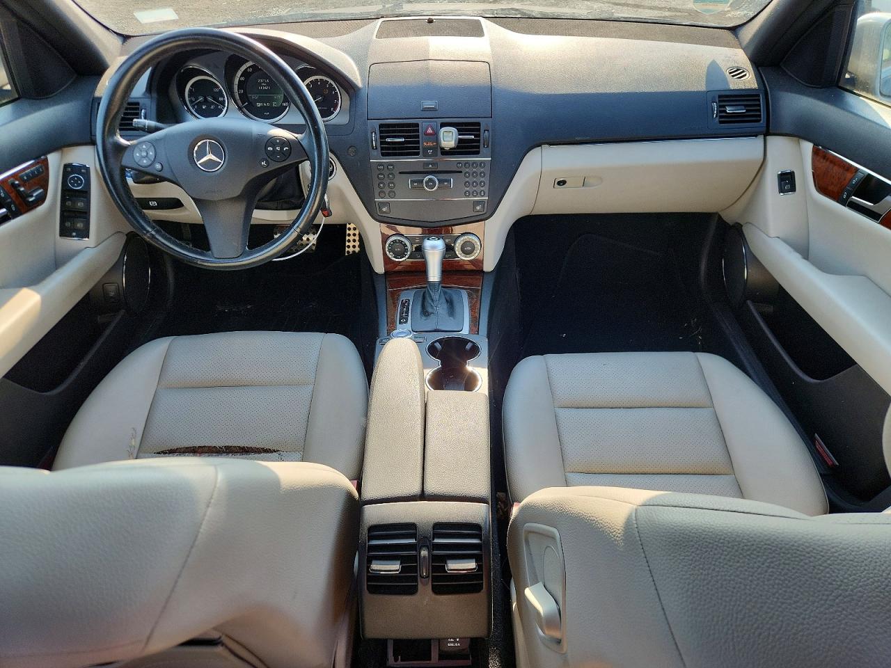 2010 Mercedes-benz C 300 4matic Silver vin: WDDGF8BB2AR128057