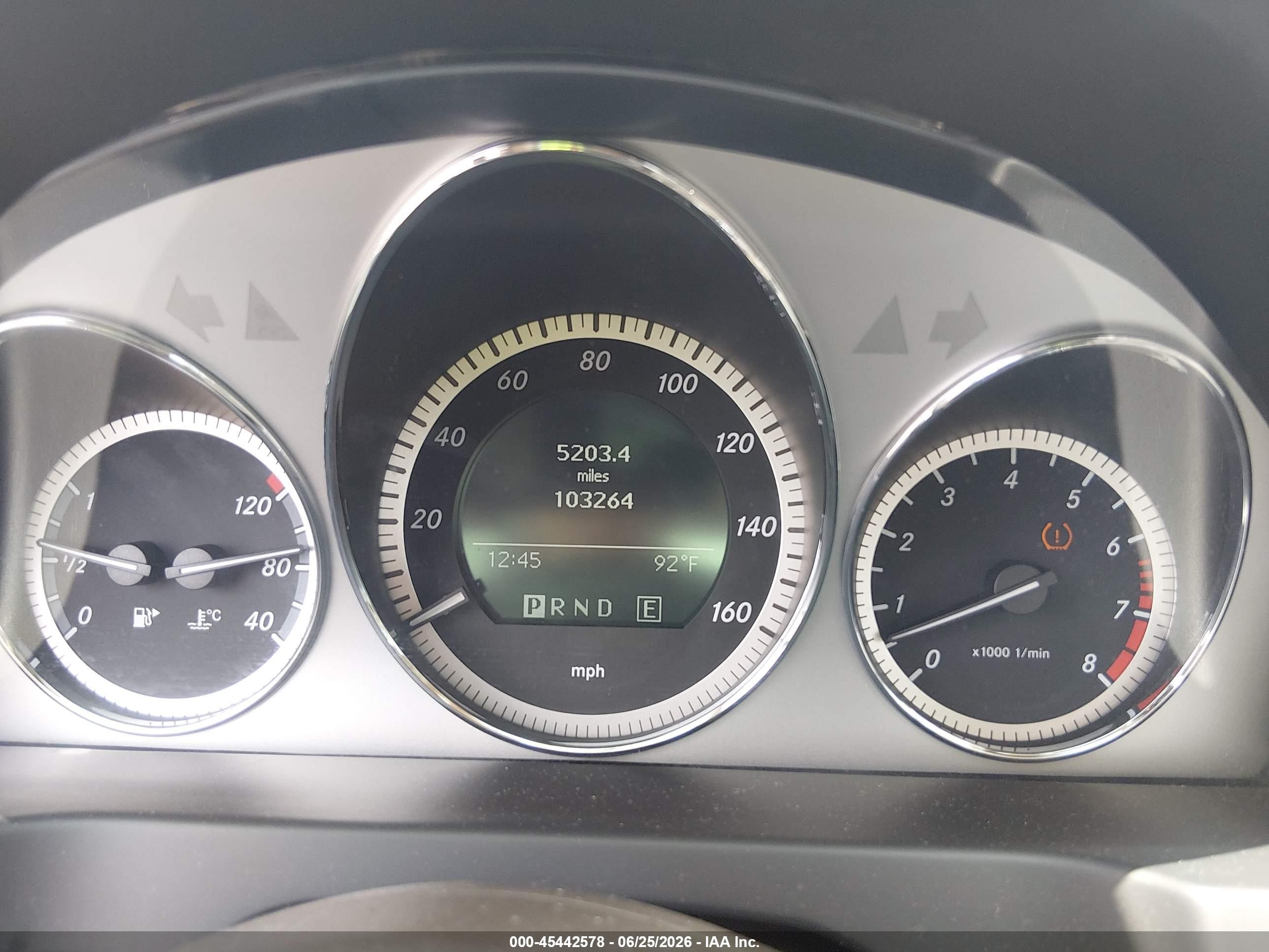 2011 Mercedes-benz C 300 Luxury 4matic/sport 4matic Черный vin: WDDGF8BB2BR174635