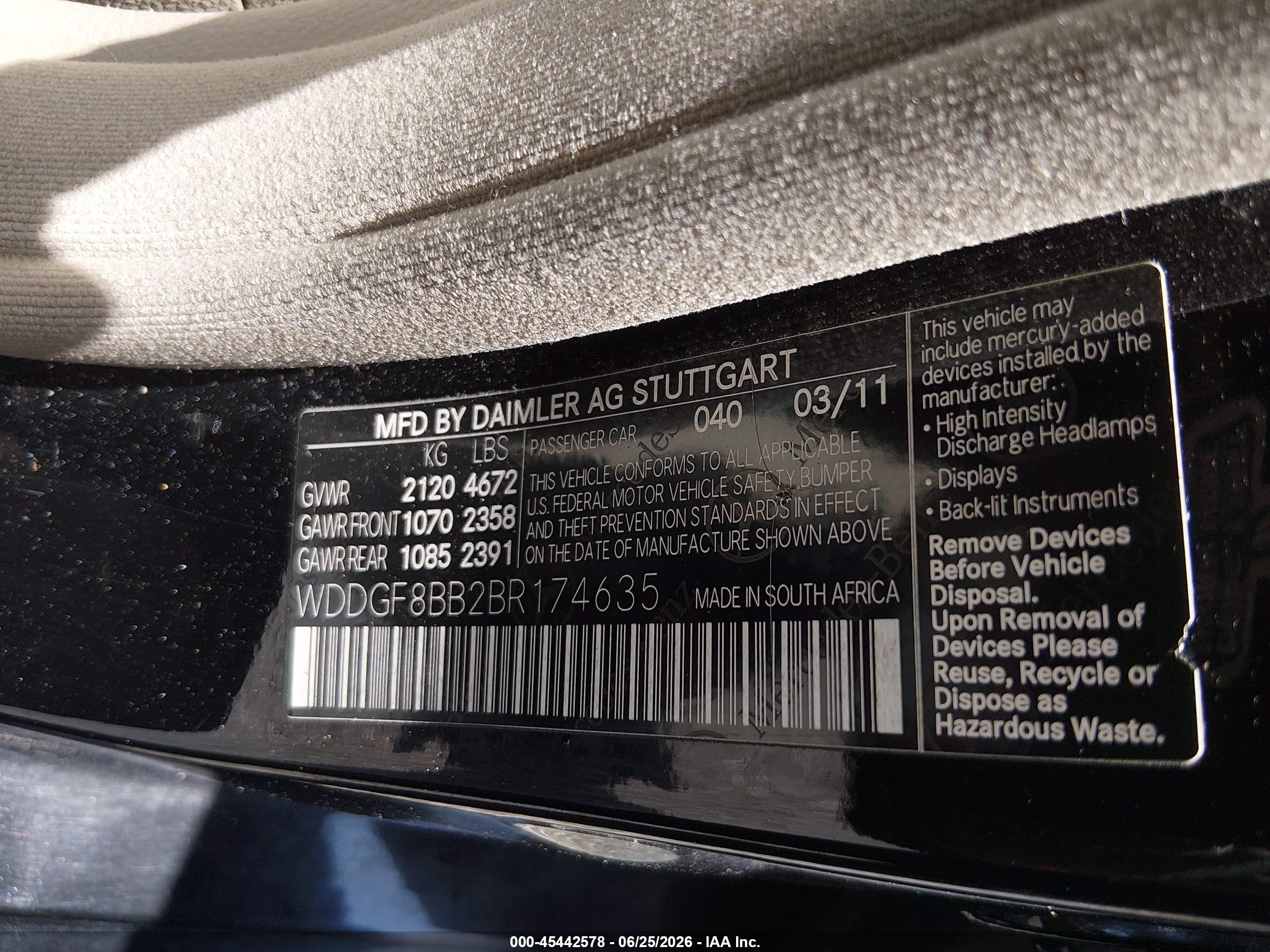 2011 Mercedes-benz C 300 Luxury 4matic/sport 4matic Черный vin: WDDGF8BB2BR174635