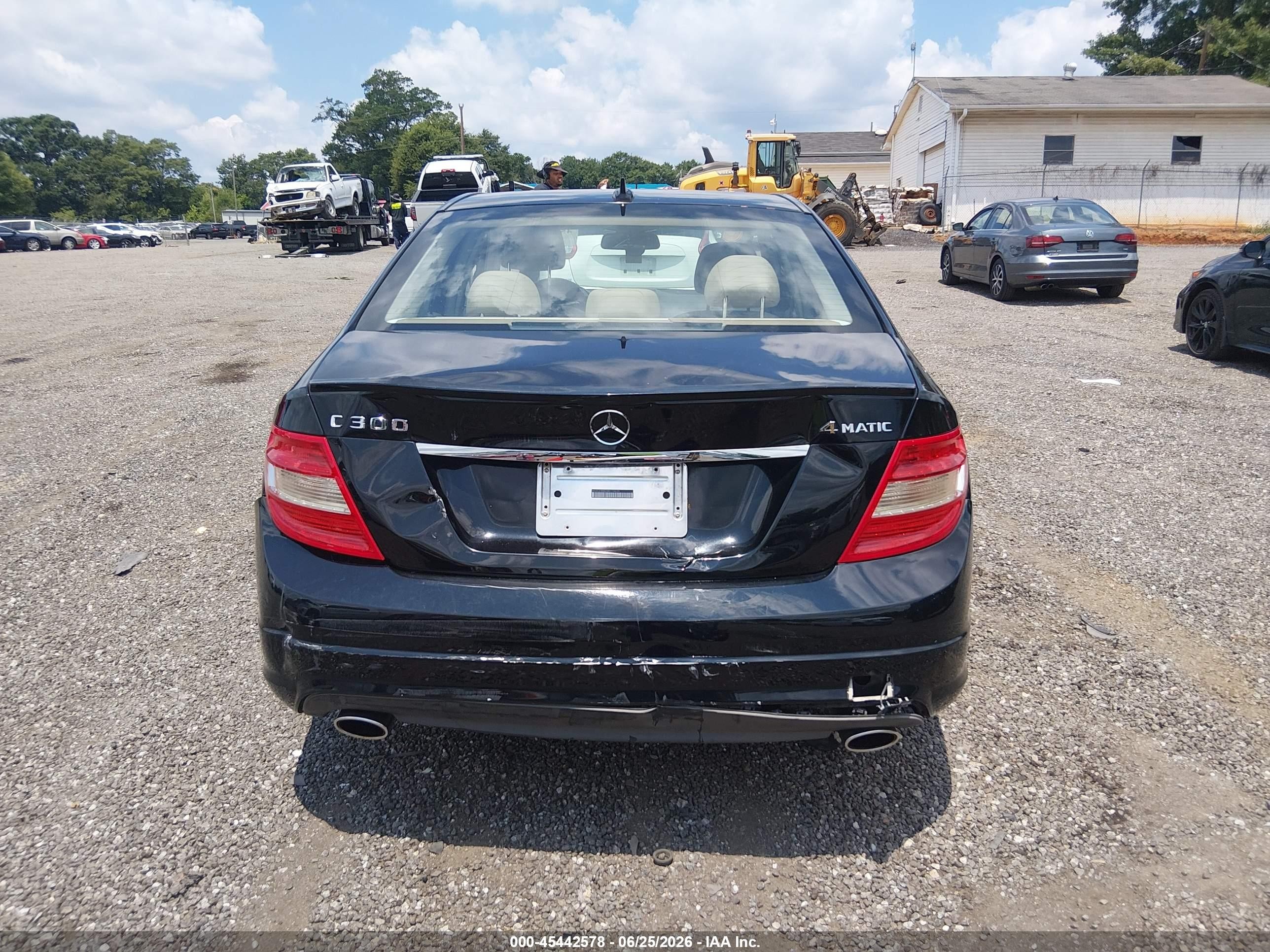 2011 Mercedes-benz C 300 Luxury 4matic/sport 4matic Черный vin: WDDGF8BB2BR174635