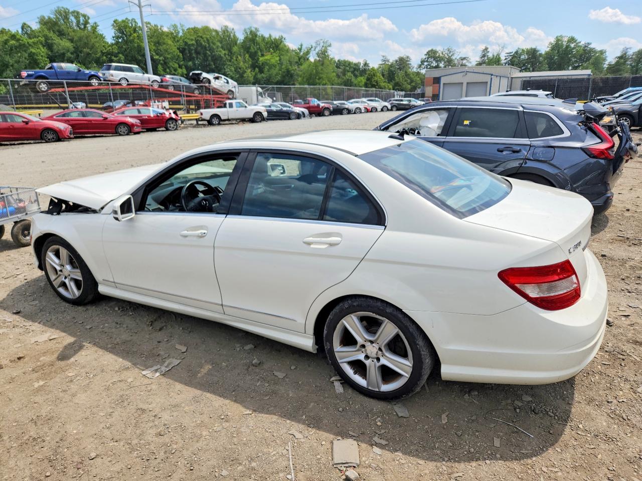 2010 Mercedes-benz C 300 4matic White vin: WDDGF8BB3AF409558