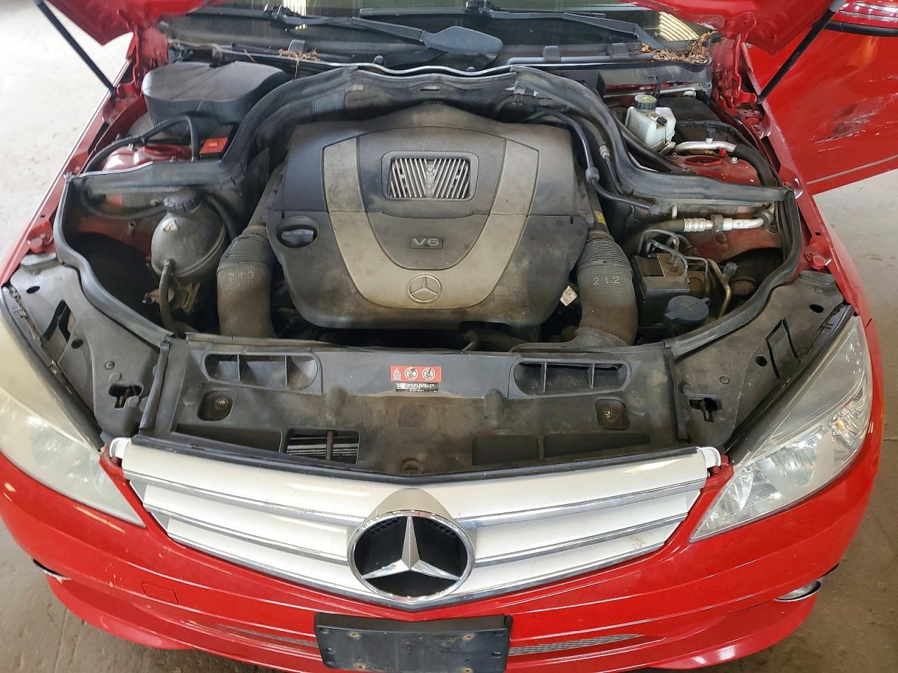 2010 Mercedes-benz C 300 4matic Red vin: WDDGF8BB3AF435805