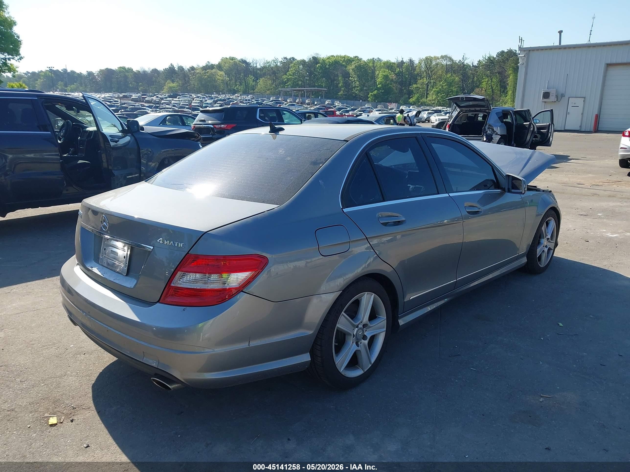 2010 Mercedes-benz C 300 Sport 4matic Серебряный vin: WDDGF8BB3AF439594