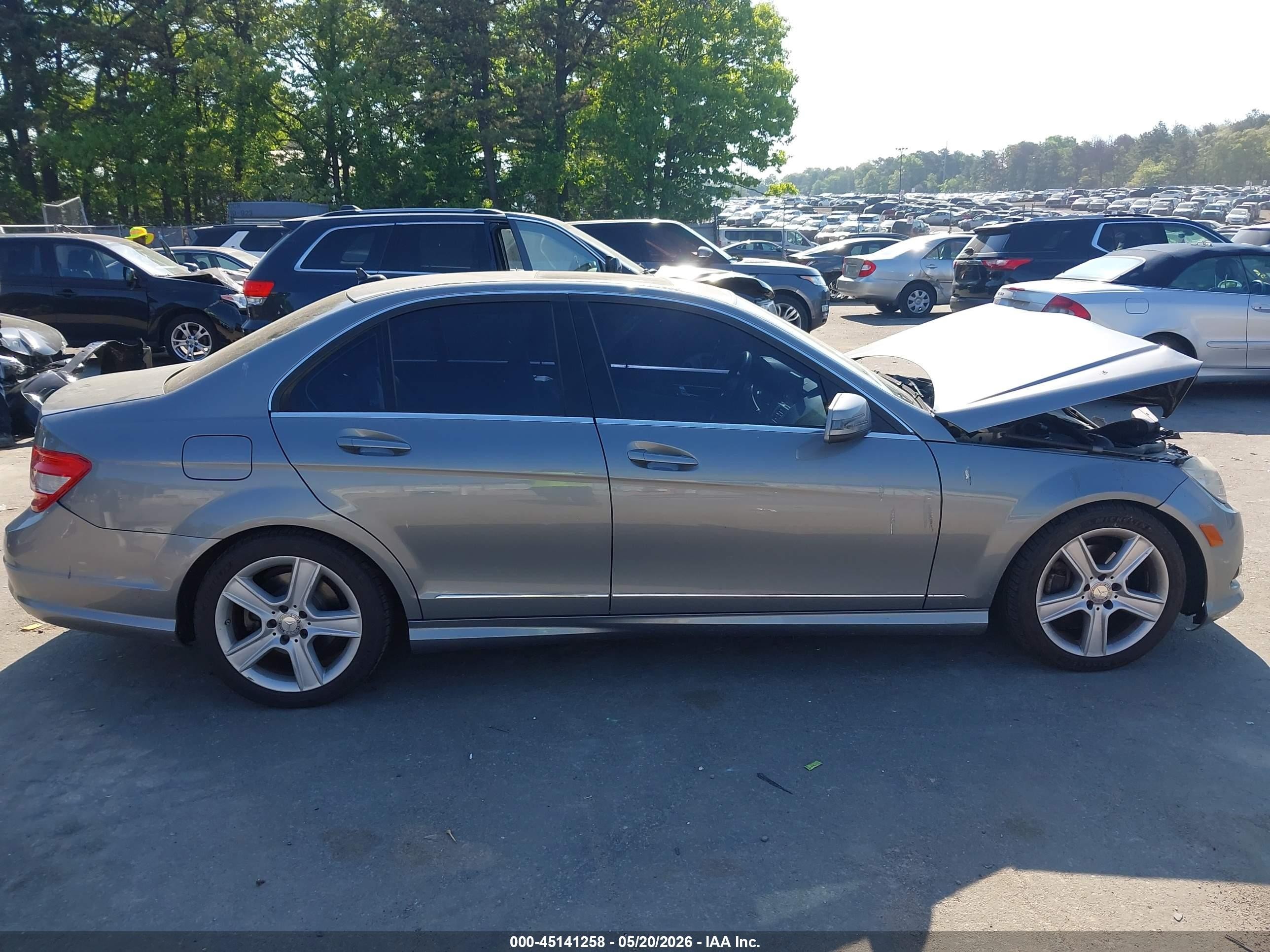 2010 Mercedes-benz C 300 Sport 4matic Серебряный vin: WDDGF8BB3AF439594