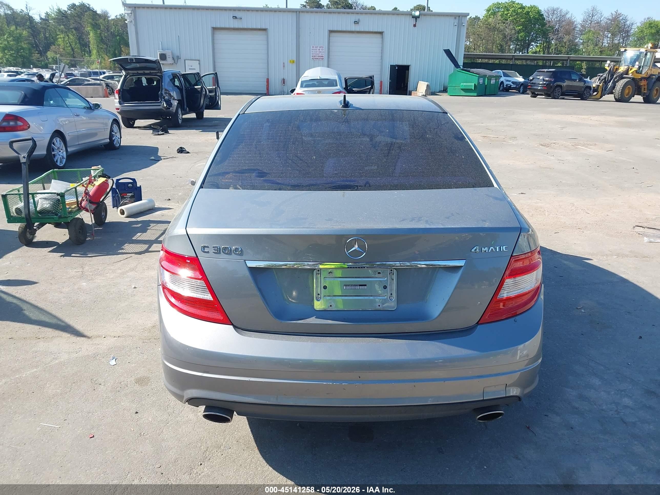 2010 Mercedes-benz C 300 Sport 4matic Серебряный vin: WDDGF8BB3AF439594