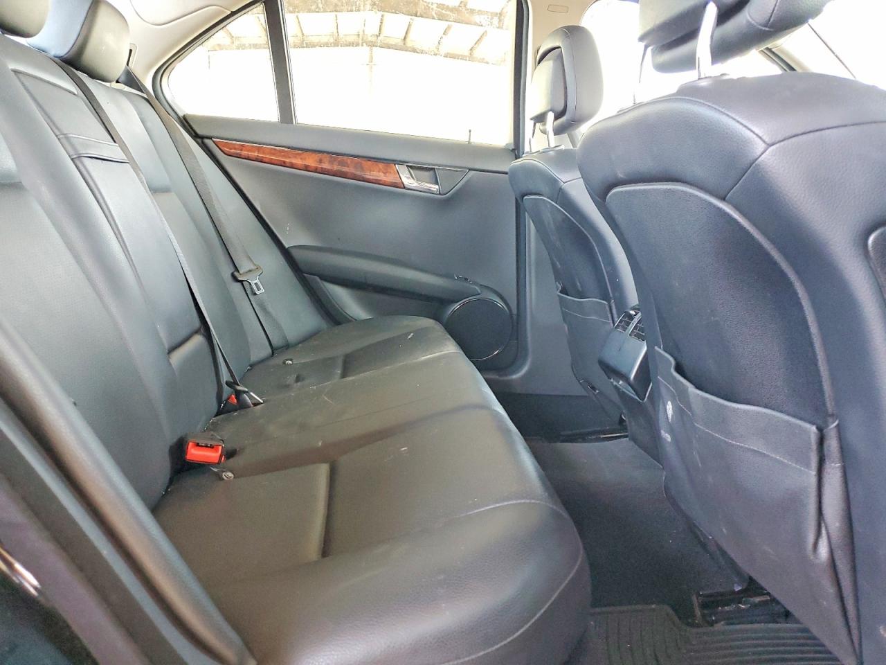 2010 Mercedes-benz C 300 4matic Black vin: WDDGF8BB3AF461403