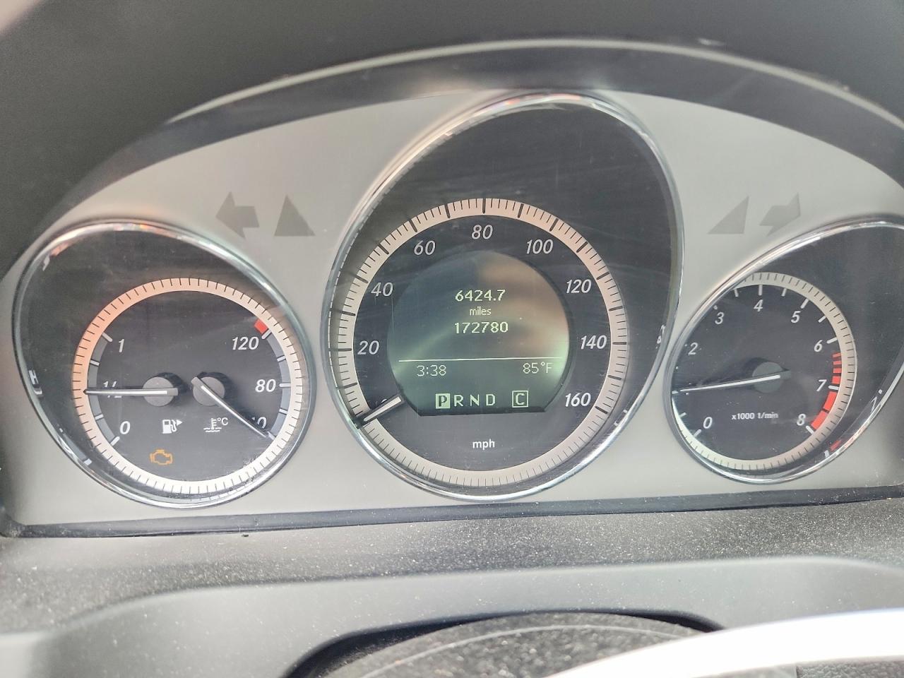 2010 Mercedes-benz C 300 4matic Red vin: WDDGF8BB3AF461627