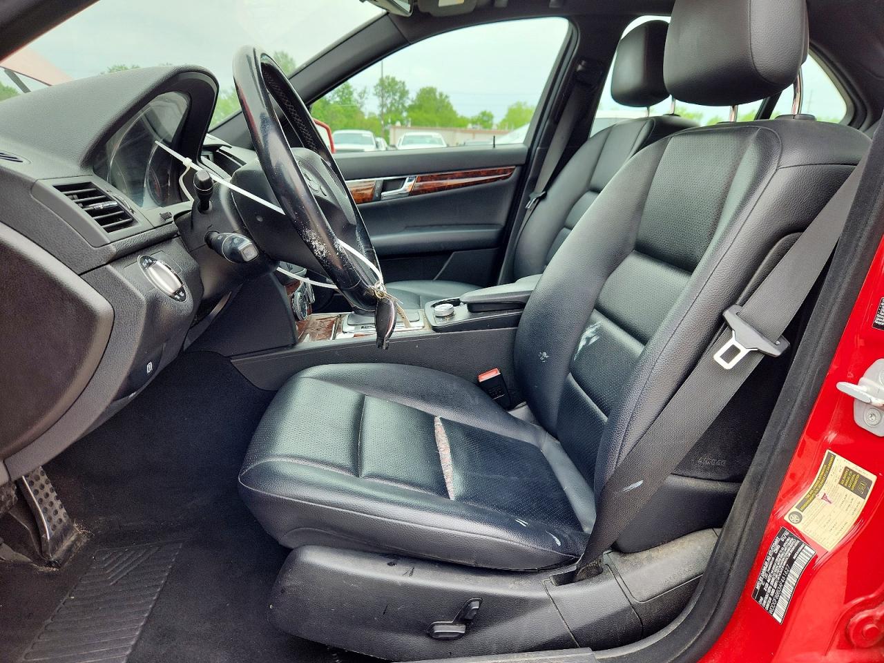 2010 Mercedes-benz C 300 4matic Red vin: WDDGF8BB3AF461627