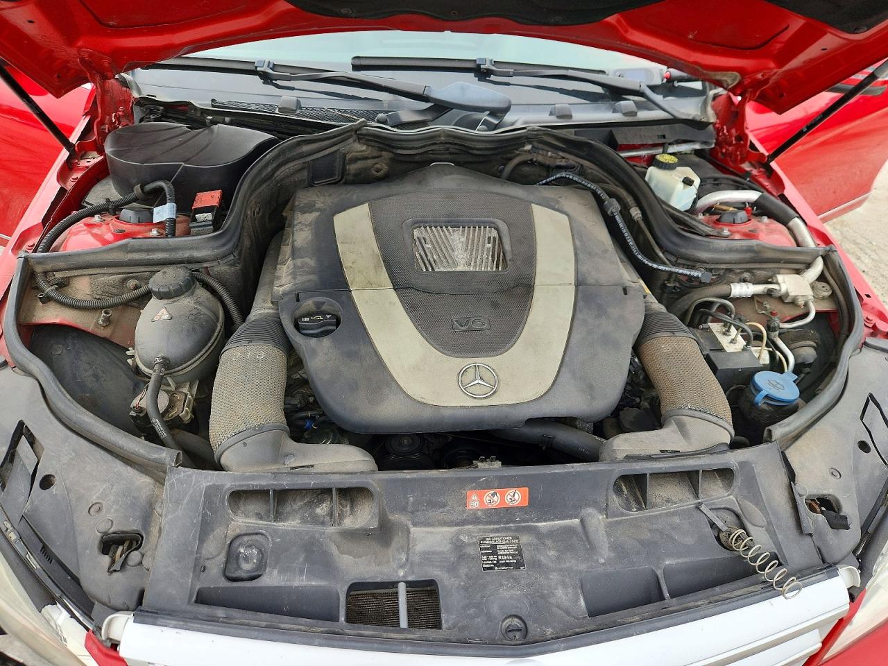 2010 Mercedes-benz C 300 4matic Red vin: WDDGF8BB3AF461627