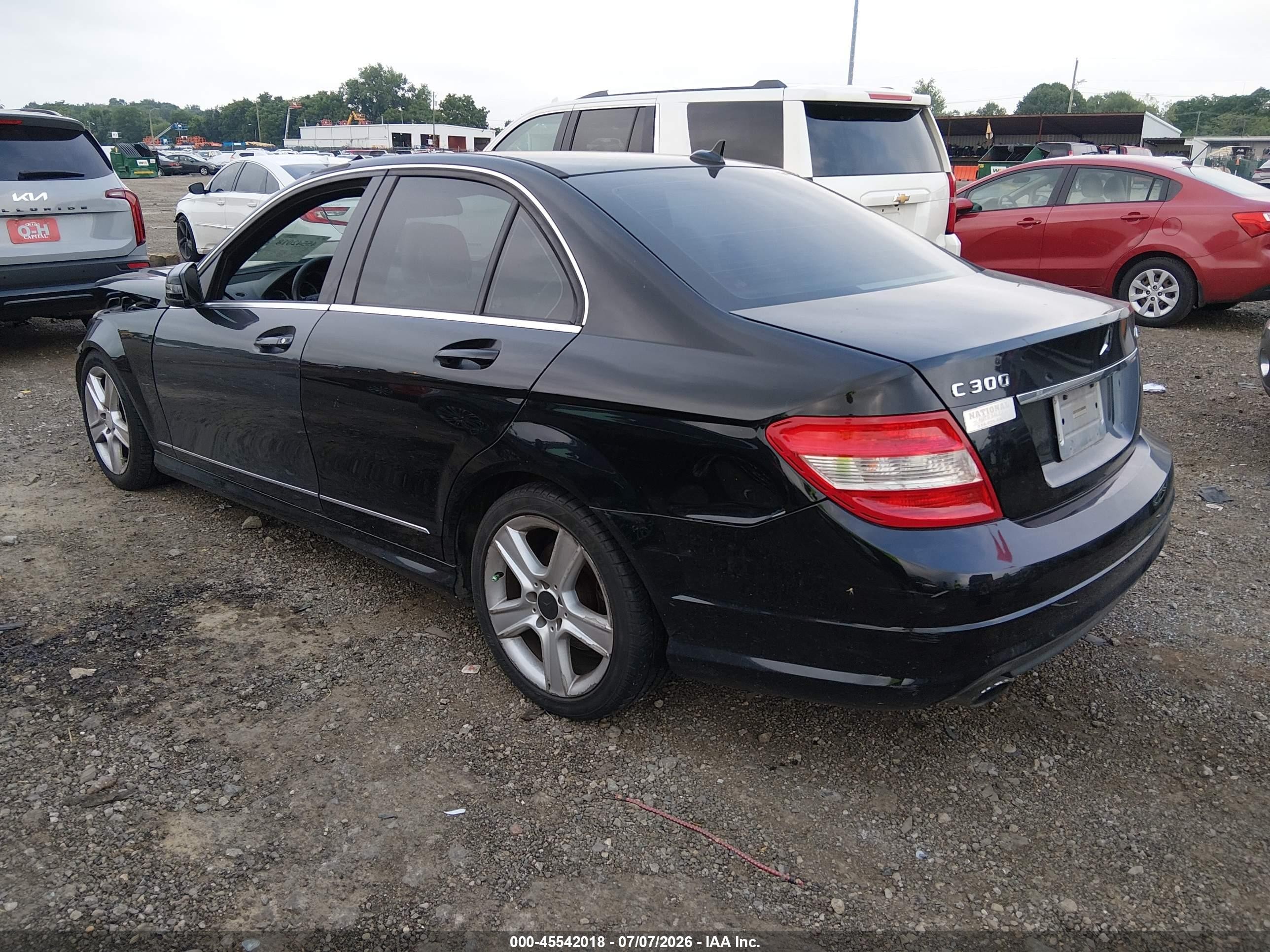 2010 Mercedes-benz C 300 Luxury 4matic/sport 4matic Black vin: WDDGF8BB3AF468612