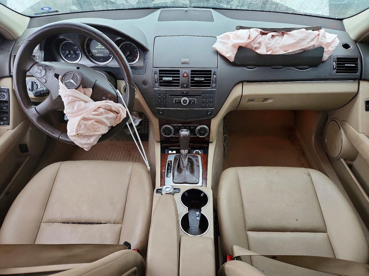 2010 Mercedes-benz C 300 4matic White vin: WDDGF8BB3AF497253