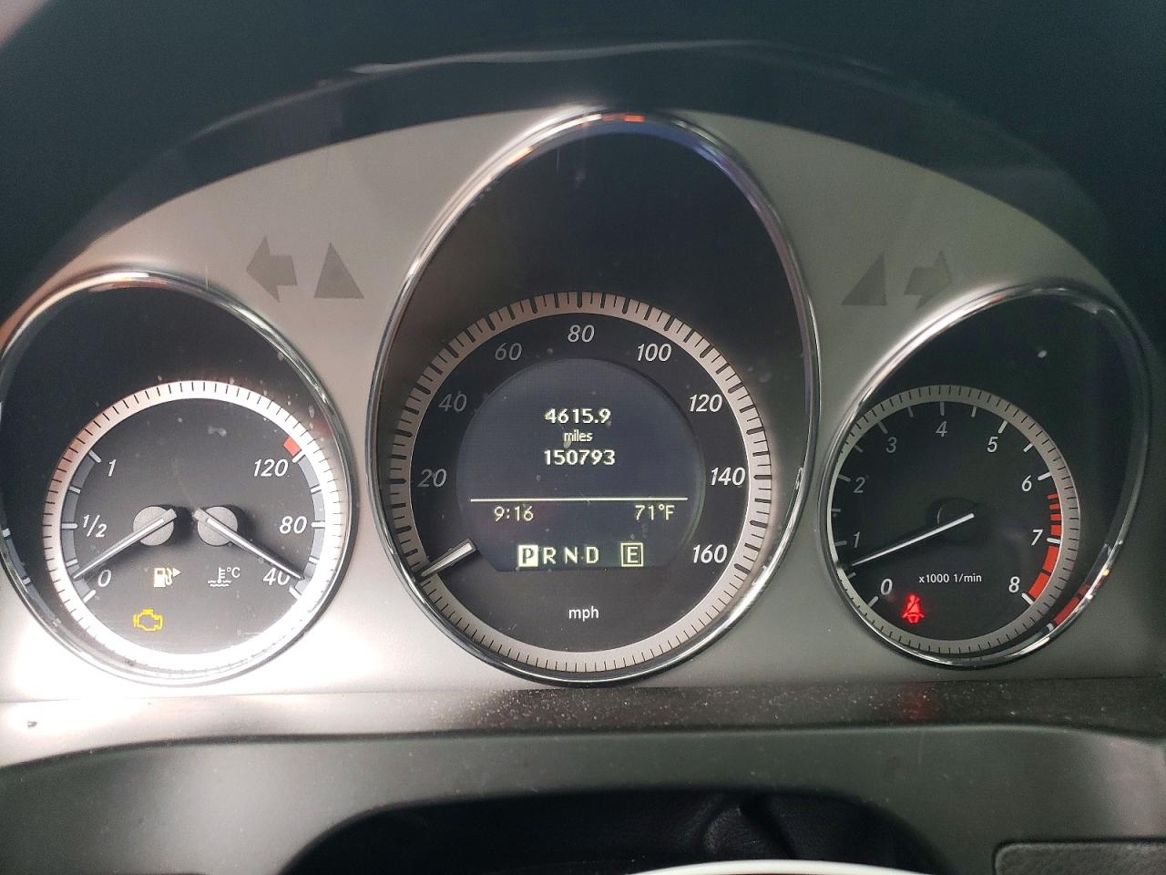 2011 Mercedes-benz C 300 4matic Белый vin: WDDGF8BB3BR133589