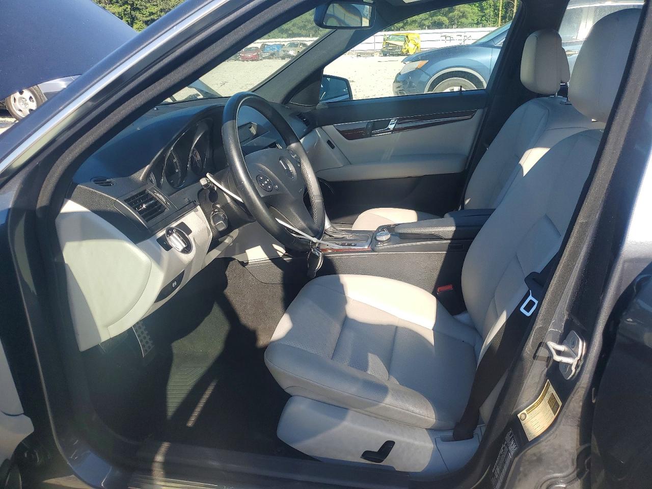 2011 Mercedes-benz C 300 4matic Black vin: WDDGF8BB3BR145144