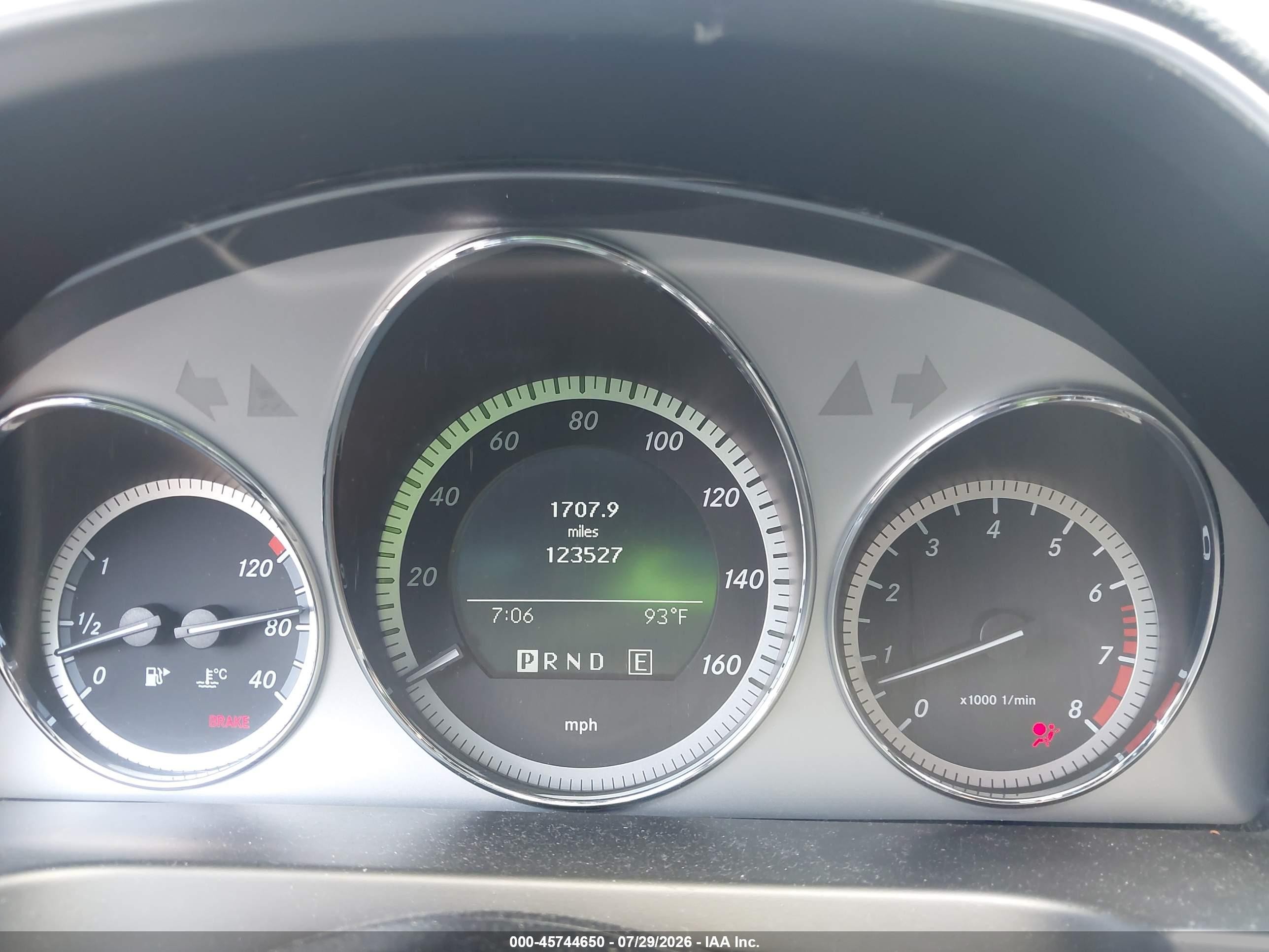 2011 Mercedes-benz C 300 Luxury 4matic/sport 4matic Gray vin: WDDGF8BB3BR145824