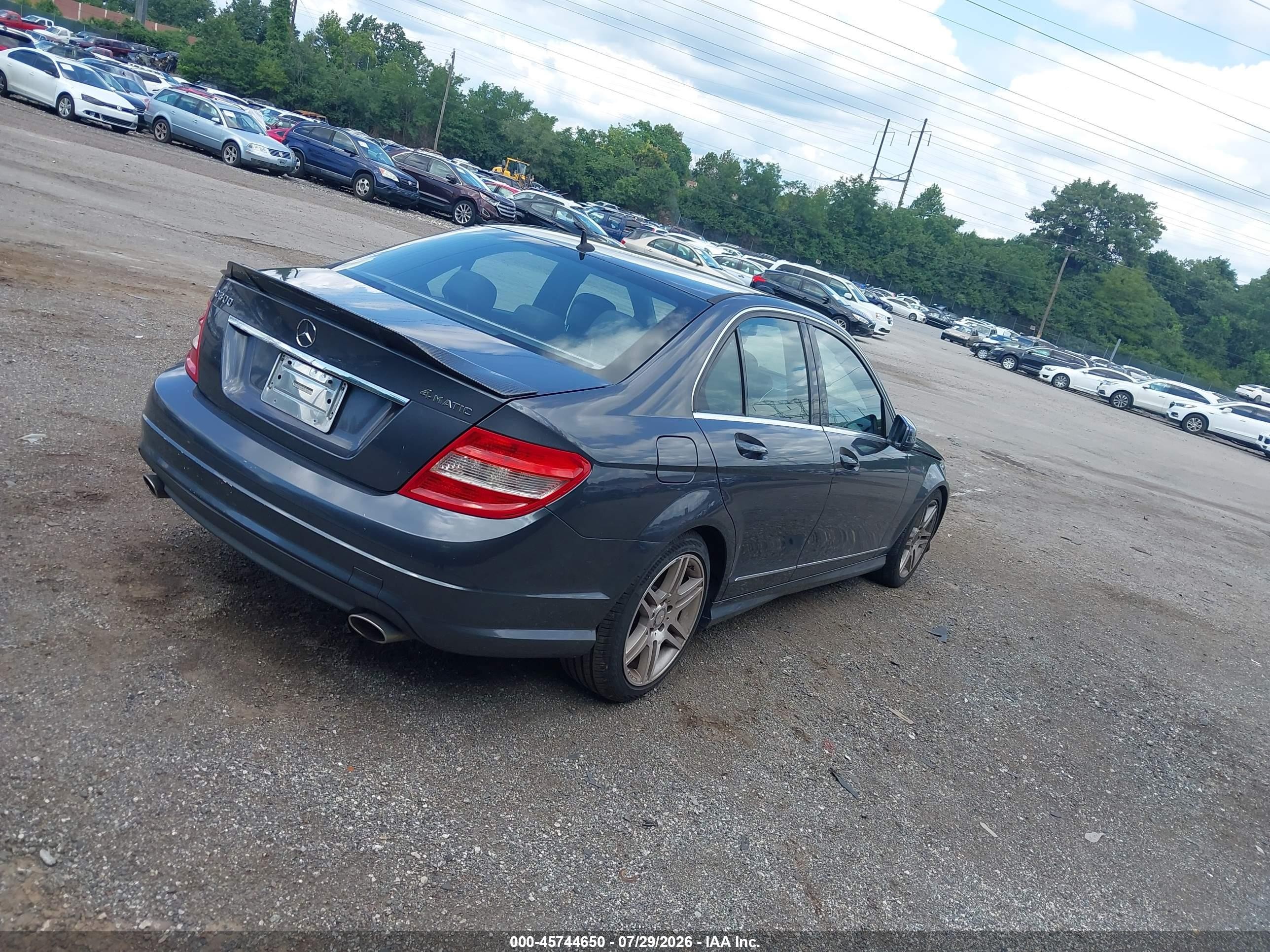 2011 Mercedes-benz C 300 Luxury 4matic/sport 4matic Gray vin: WDDGF8BB3BR145824