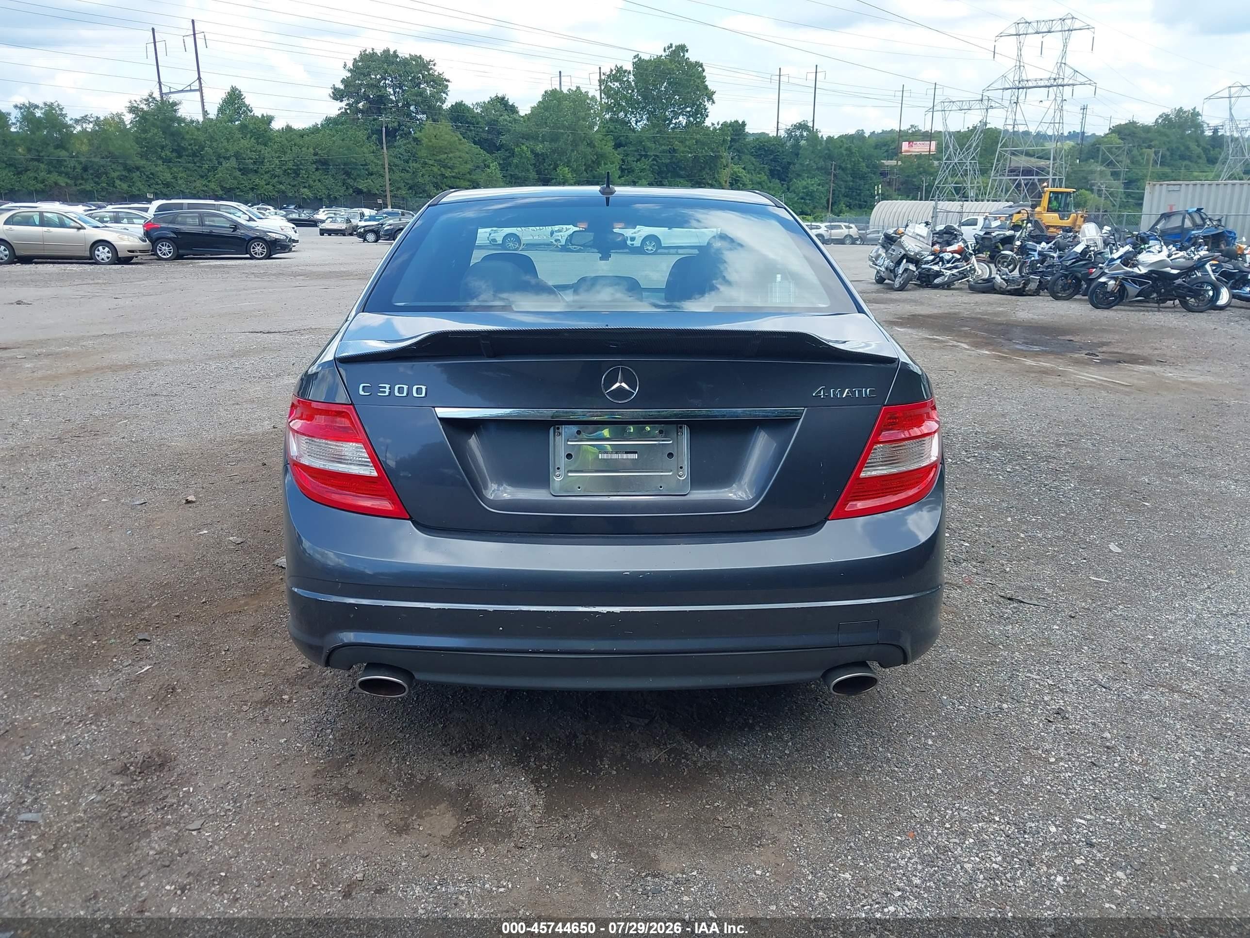 2011 Mercedes-benz C 300 Luxury 4matic/sport 4matic Gray vin: WDDGF8BB3BR145824