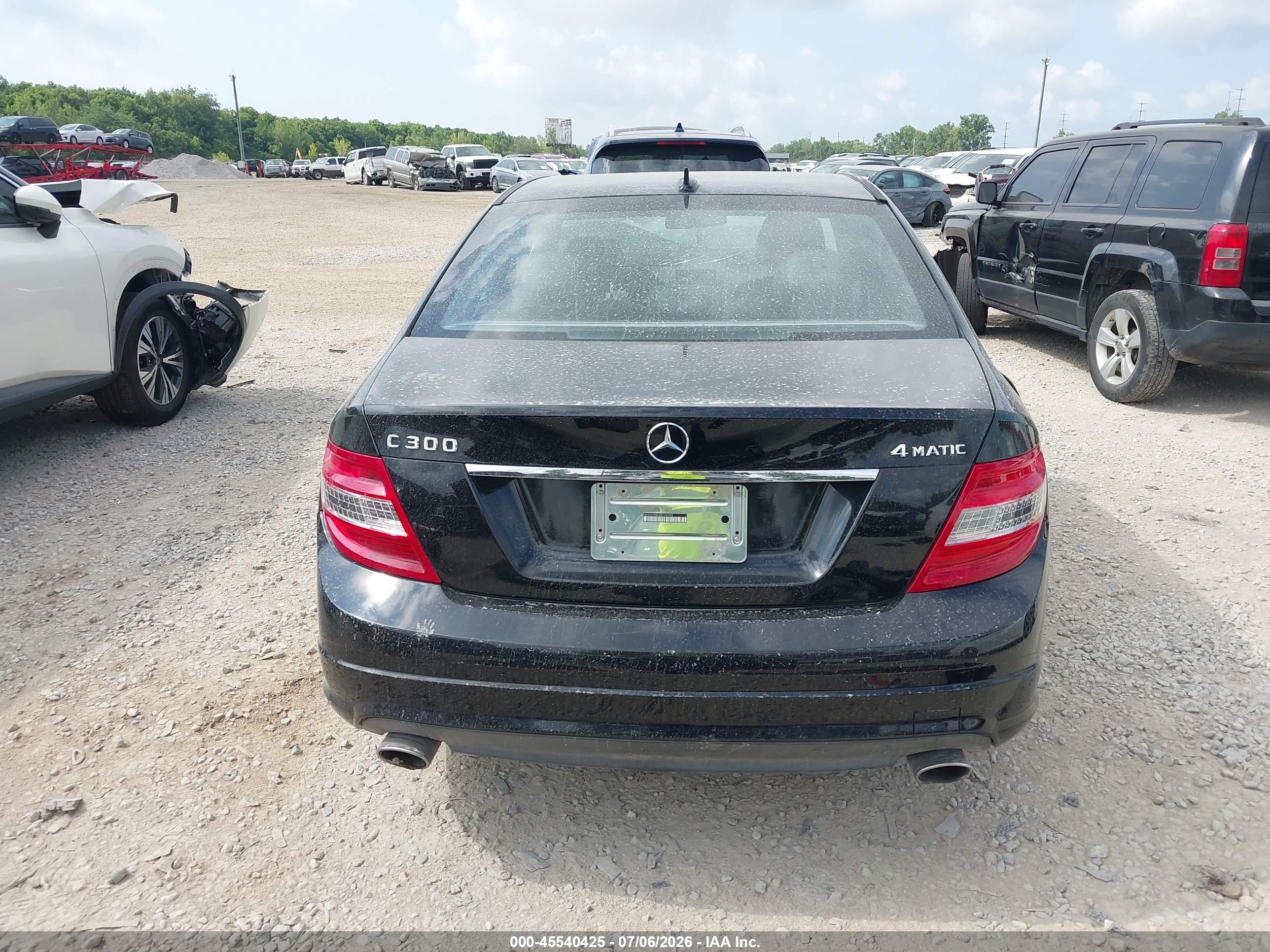 2011 Mercedes-benz C 300 Luxury 4matic/sport 4matic Black vin: WDDGF8BB3BR146343
