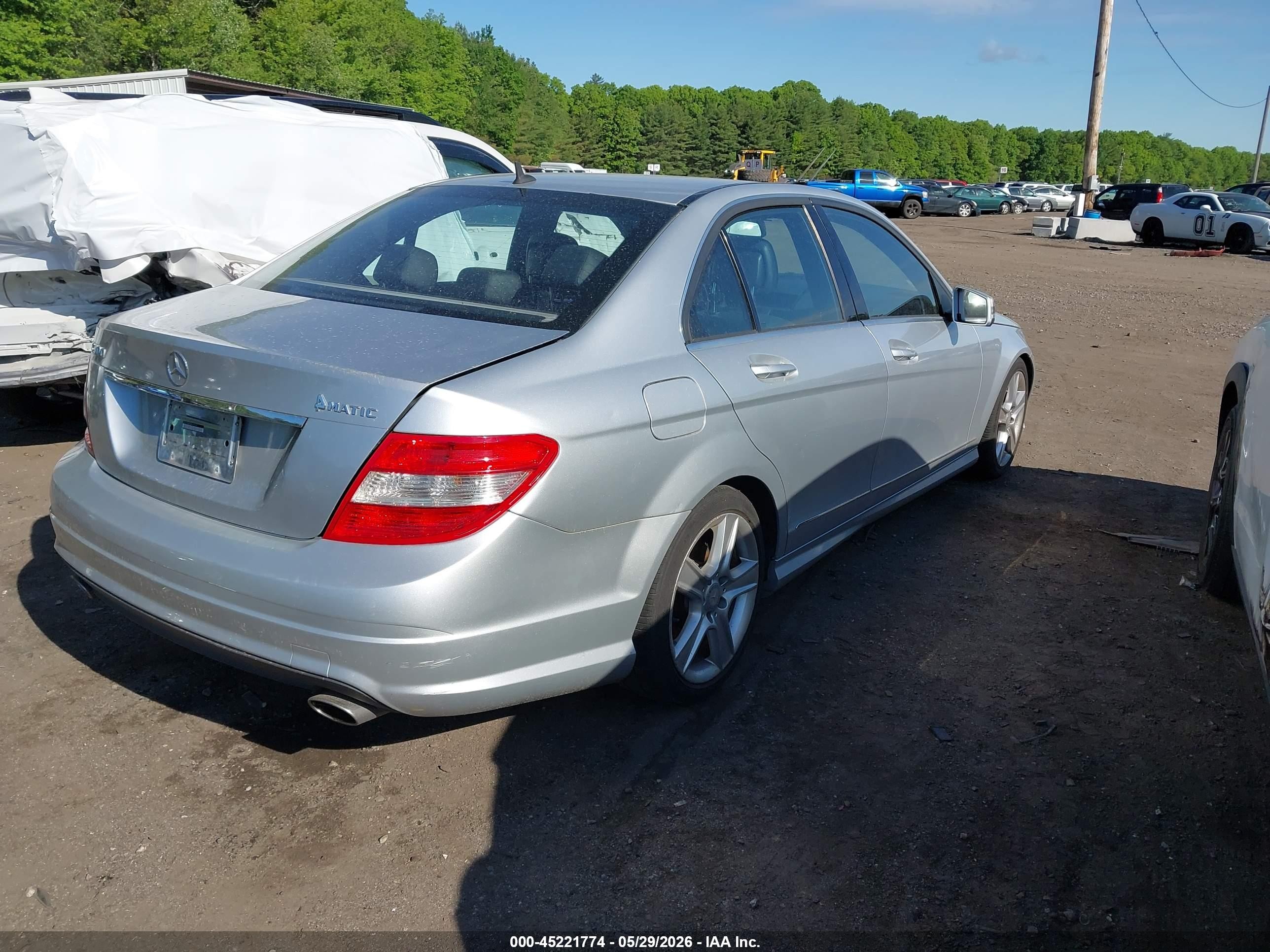 2011 Mercedes-benz C 300 Sport 4matic Silver vin: WDDGF8BB3BR157410
