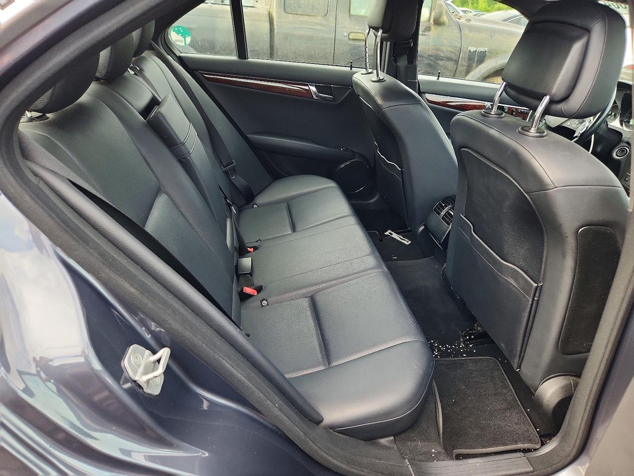 2011 Mercedes-benz C 300 4matic Charcoal vin: WDDGF8BB3BR163563