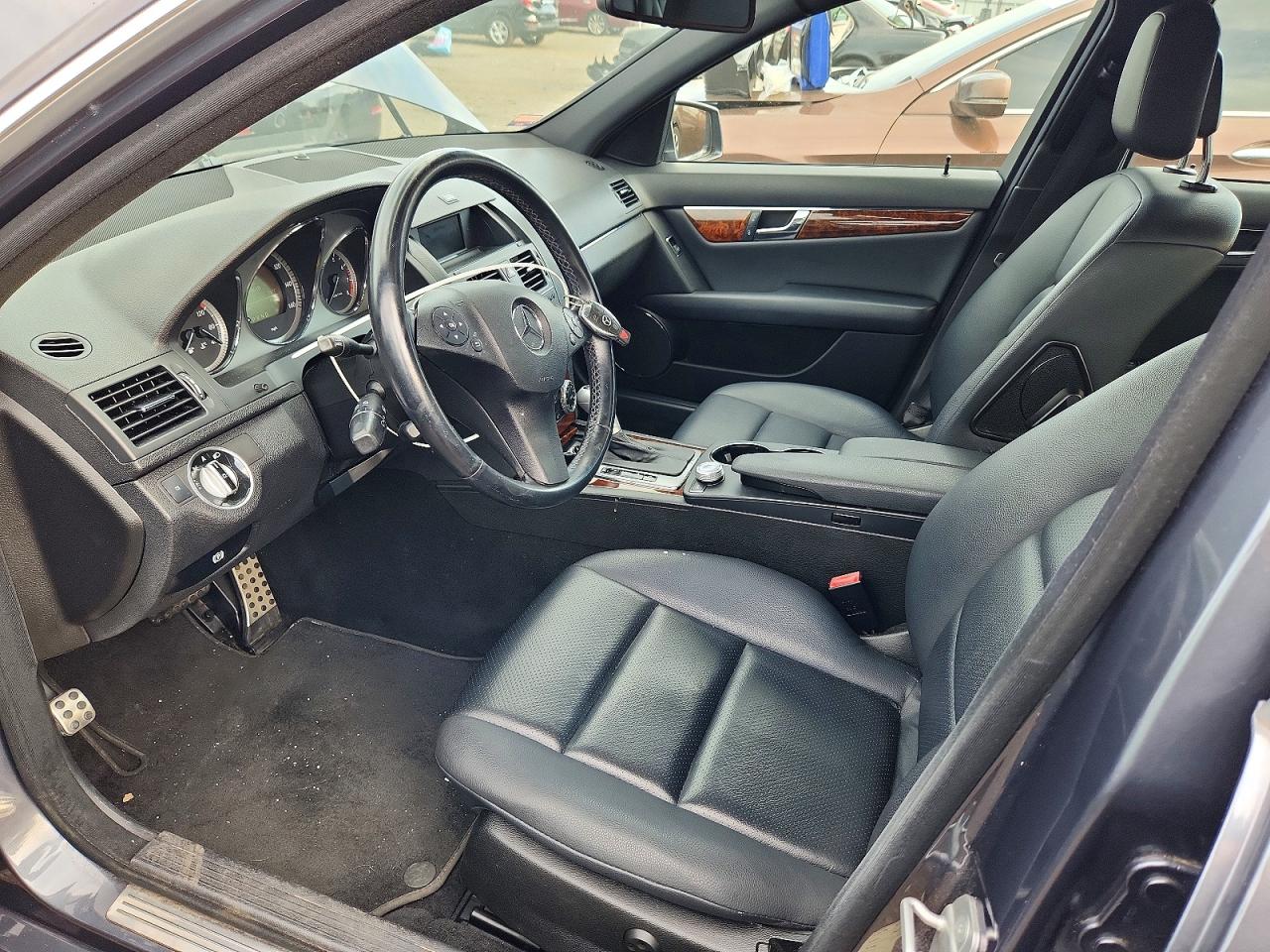 2011 Mercedes-benz C 300 4matic Charcoal vin: WDDGF8BB3BR163563