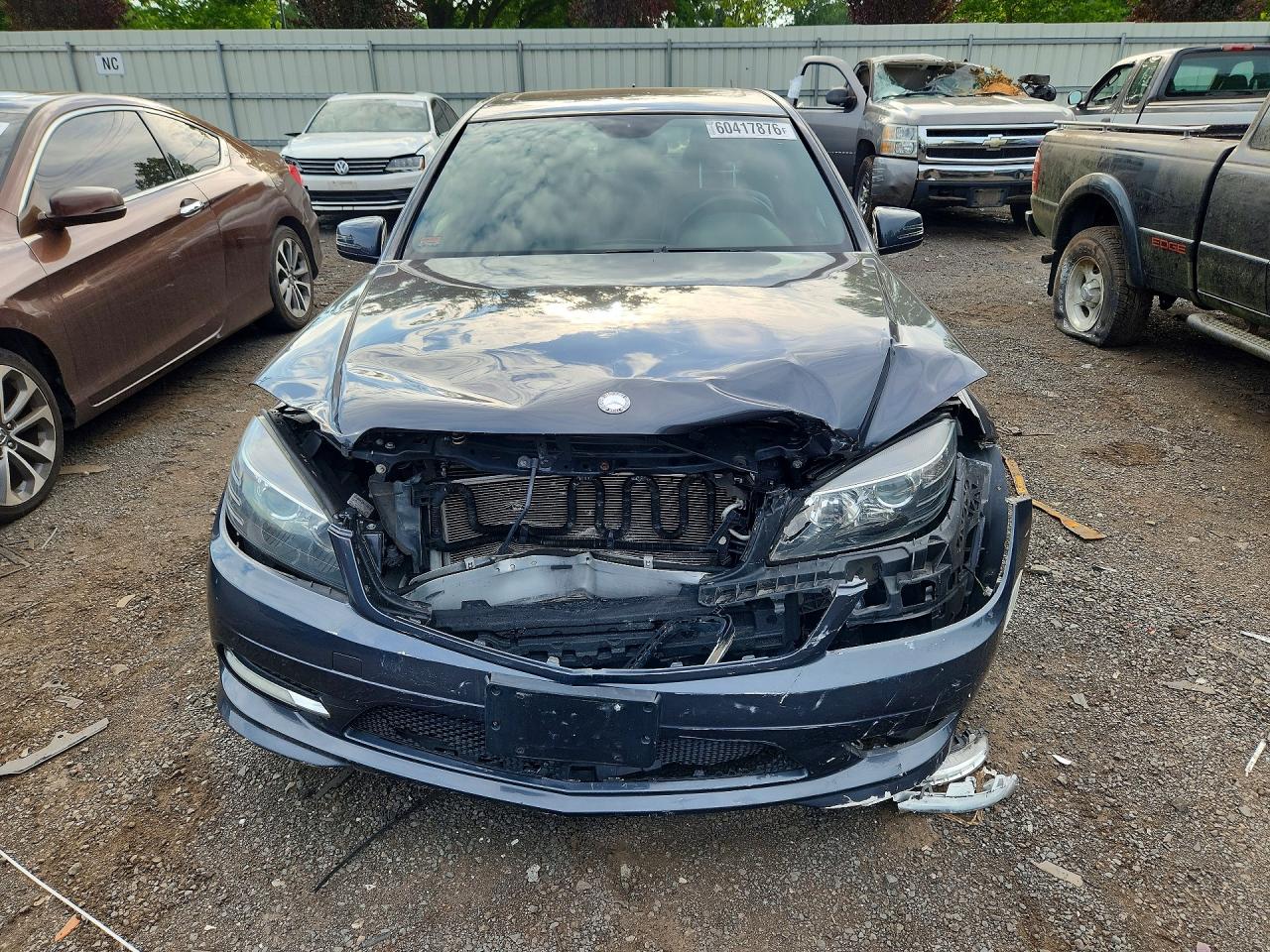 2011 Mercedes-benz C 300 4matic Charcoal vin: WDDGF8BB3BR163563