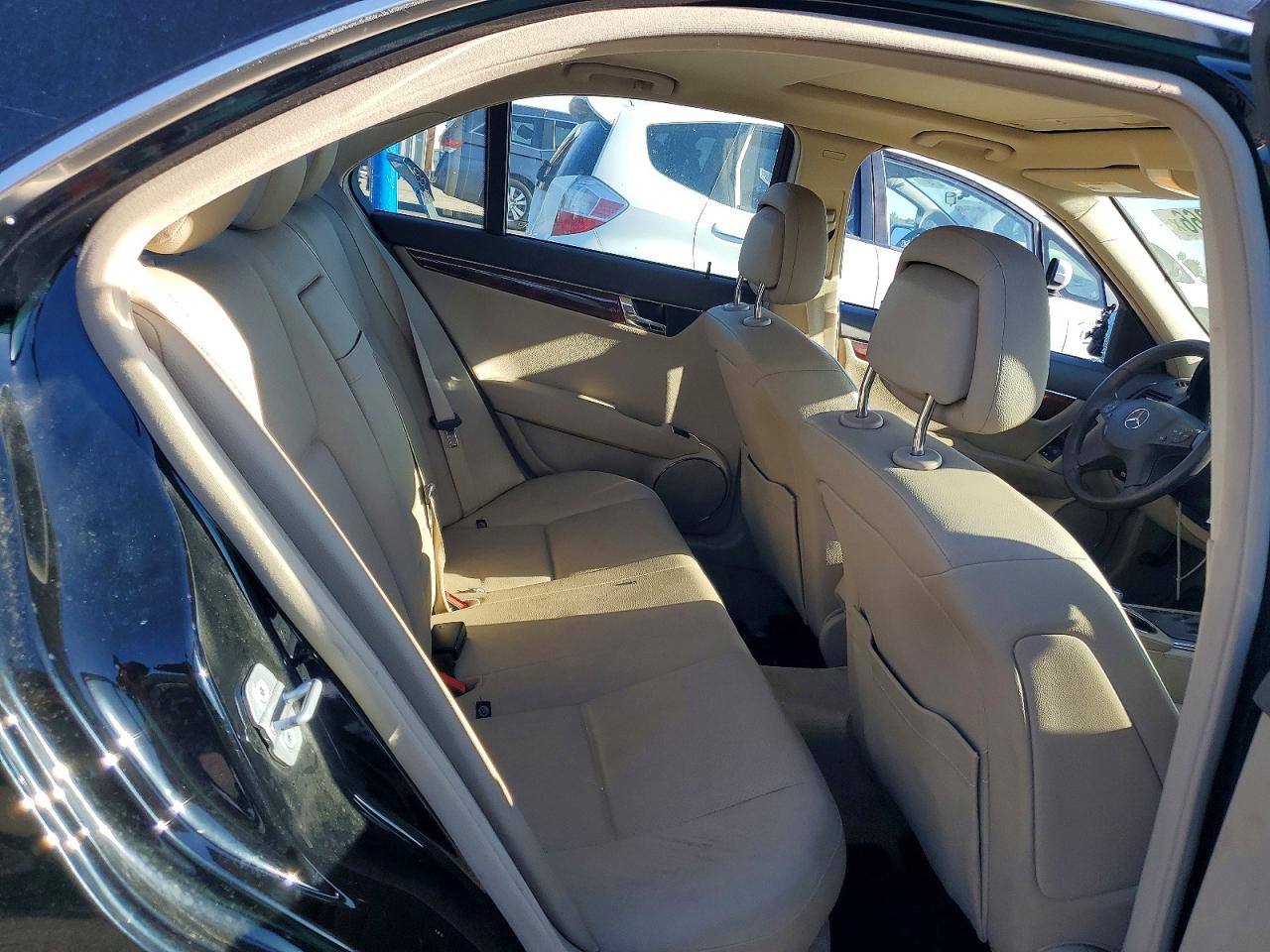 2011 Mercedes-benz C 300 4matic Black vin: WDDGF8BB3BR167256