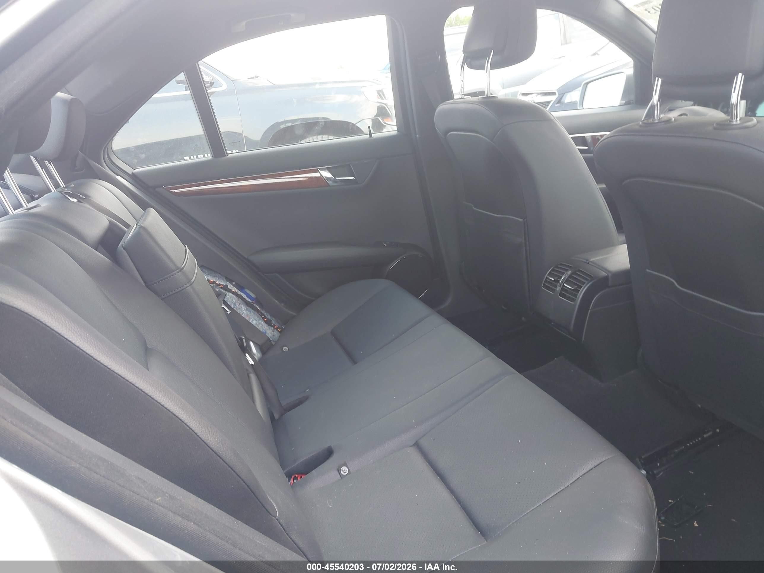 2011 Mercedes-benz C 300 Luxury 4matic/sport 4matic Gray vin: WDDGF8BB3BR176314
