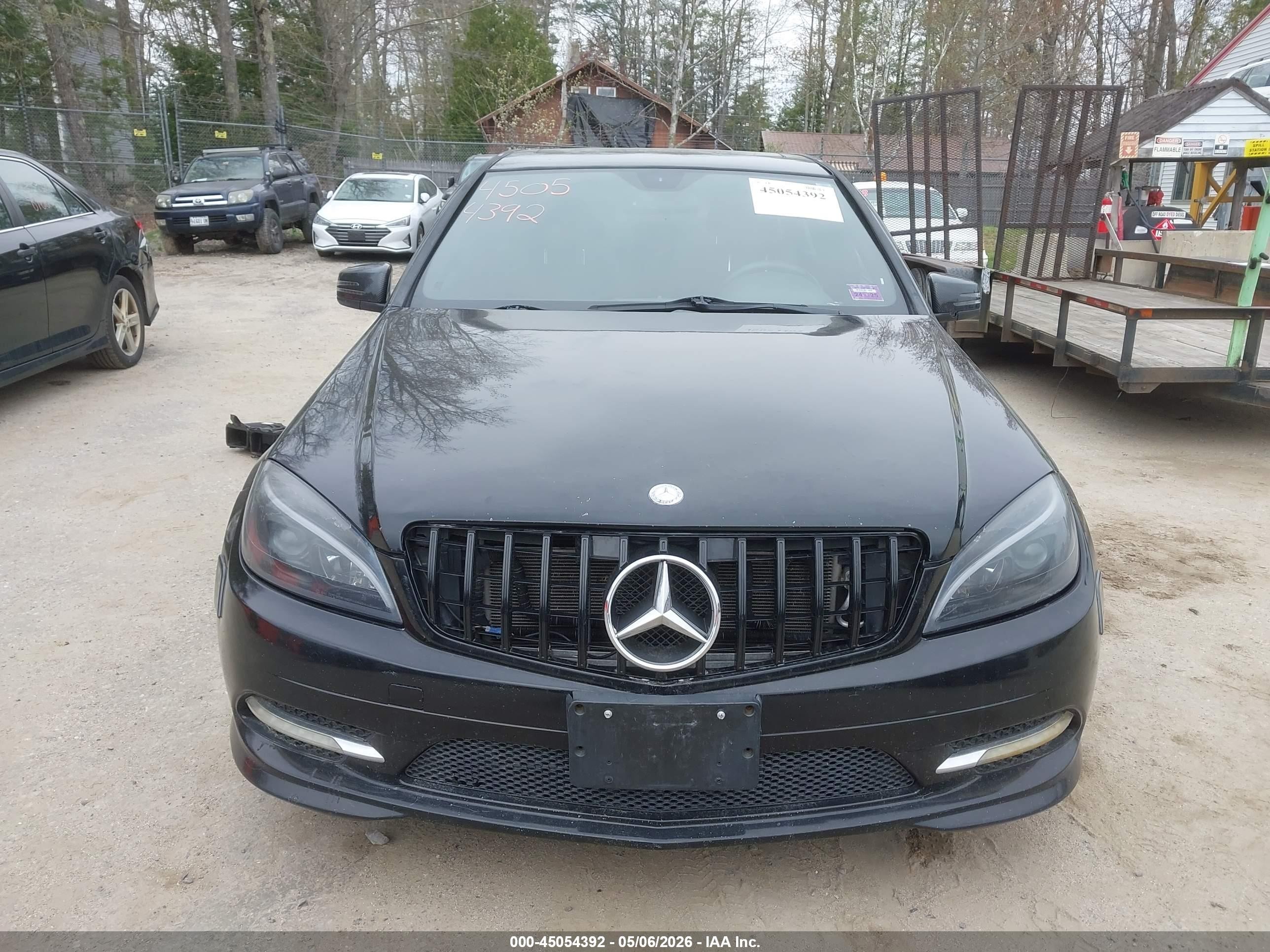 2011 Mercedes-benz C 300 Luxury 4matic/sport 4matic Black vin: WDDGF8BB3BR179536