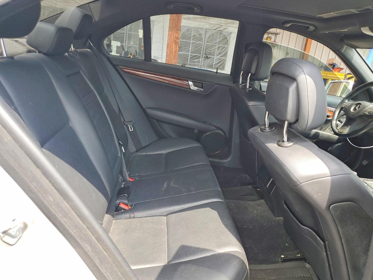 2011 Mercedes-benz C 300 4matic Silver vin: WDDGF8BB3BR184400