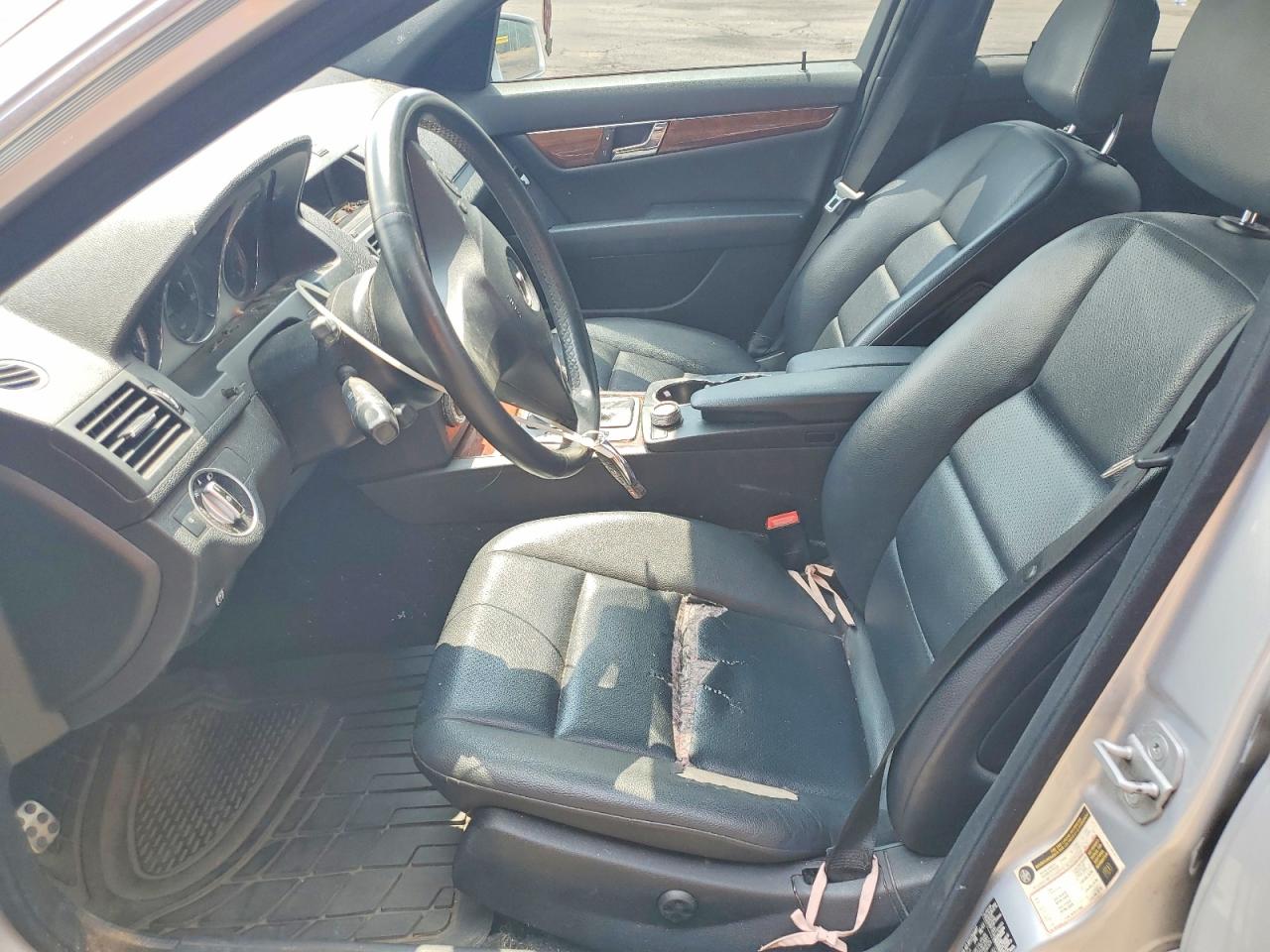 2011 Mercedes-benz C 300 4matic Silver vin: WDDGF8BB3BR184400