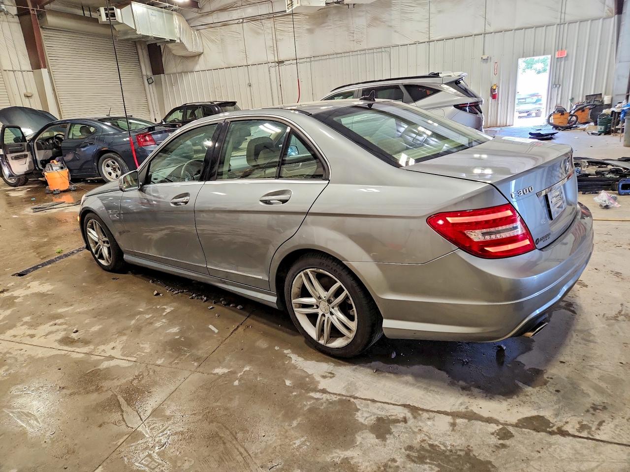 2012 Mercedes-benz C 300 4matic Silver vin: WDDGF8BB3CA706622