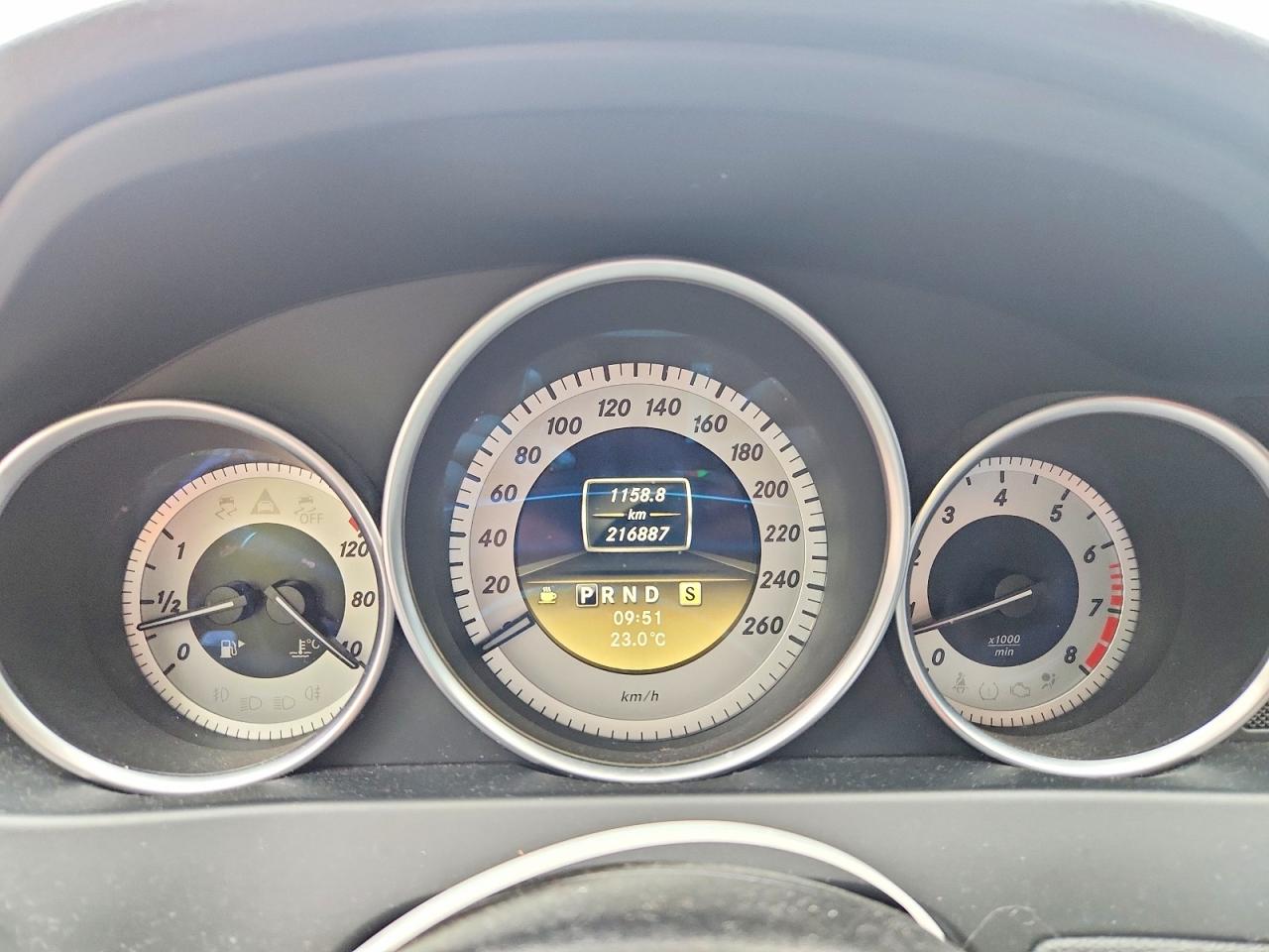 2012 Mercedes-benz C 300 4matic Черный vin: WDDGF8BB3CA708791