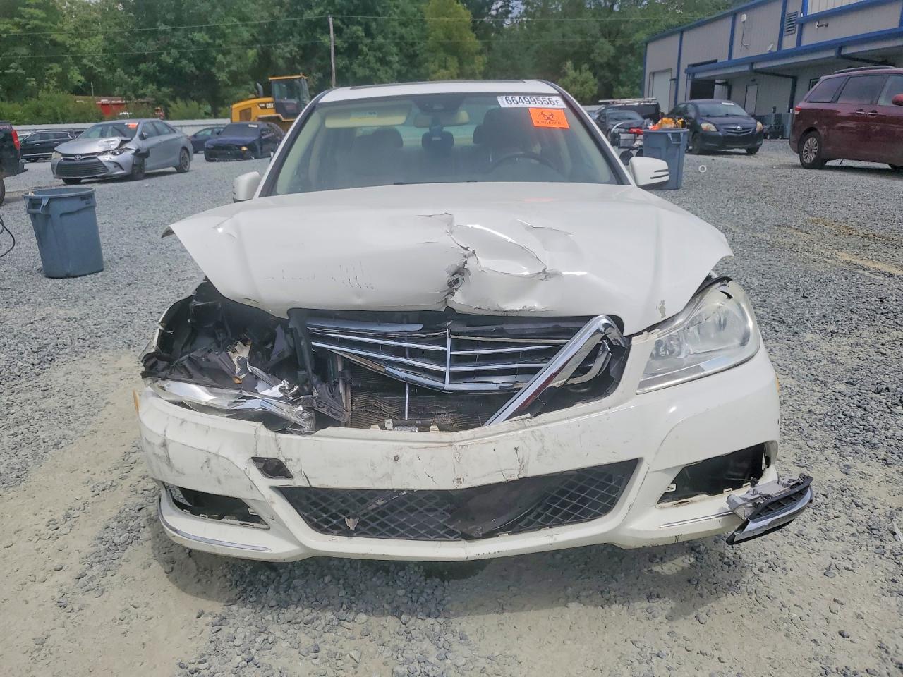 2012 Mercedes-benz C 300 4matic Белый vin: WDDGF8BB3CF894481