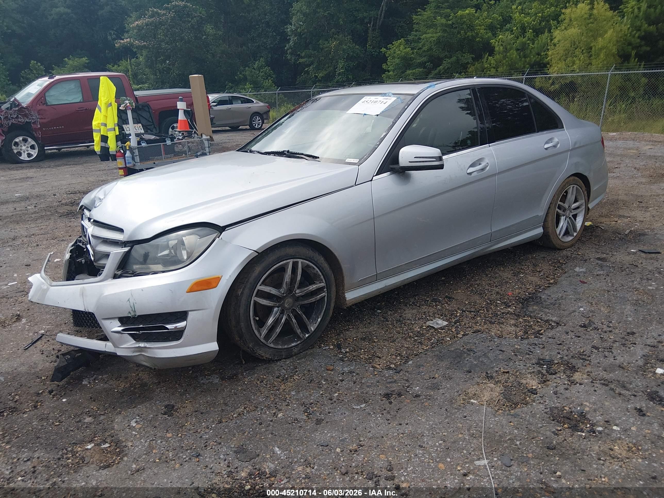 2012 Mercedes-benz C 300 Luxury 4matic/sport 4matic Silver vin: WDDGF8BB3CR207207