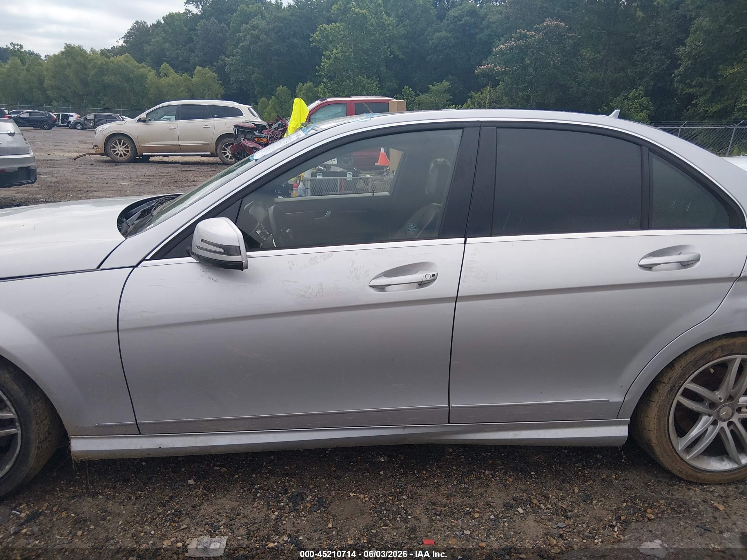 2012 Mercedes-benz C 300 Luxury 4matic/sport 4matic Silver vin: WDDGF8BB3CR207207