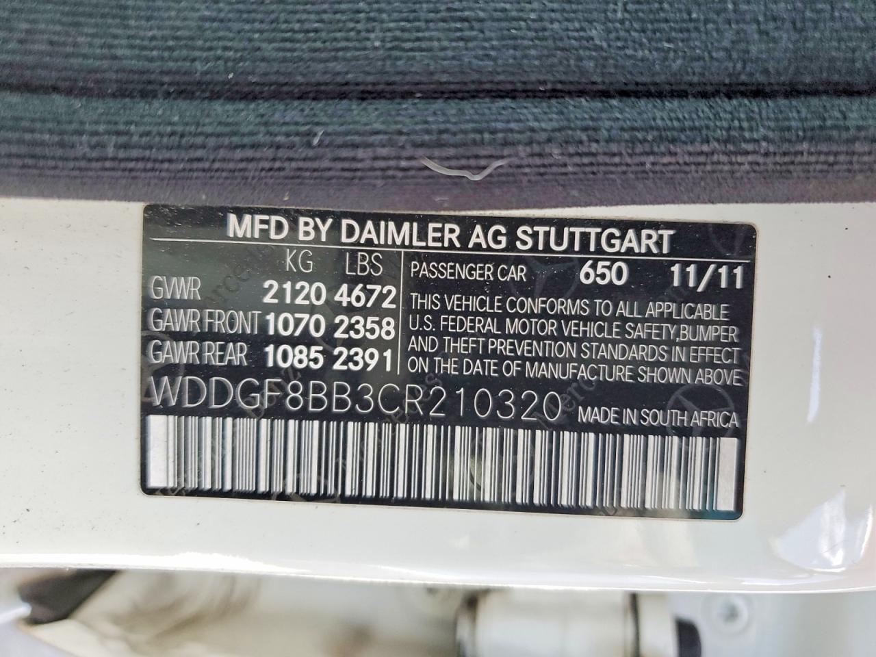 2012 Mercedes-benz C 300 4matic Белый vin: WDDGF8BB3CR210320