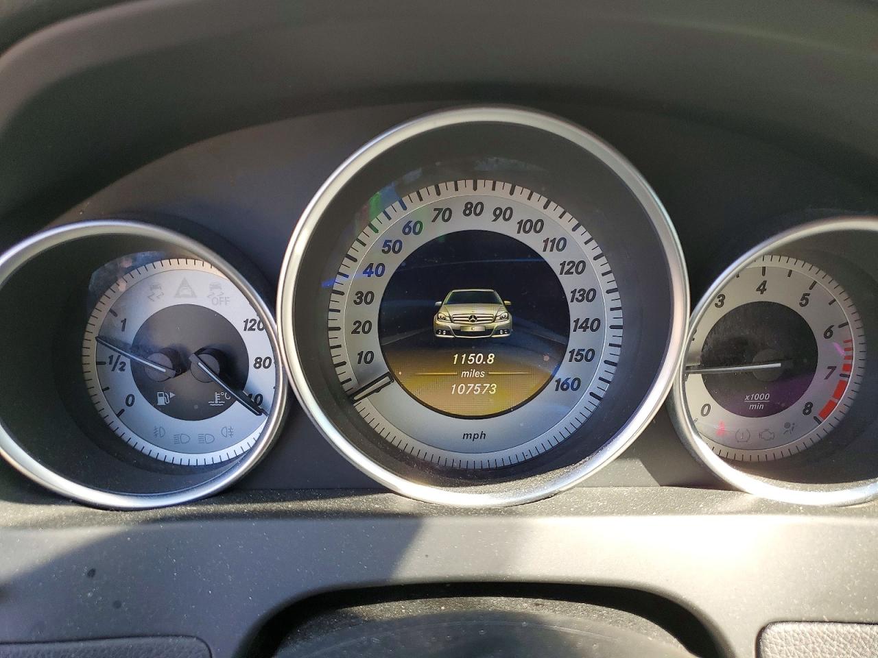 2012 Mercedes-benz C 300 4matic Белый vin: WDDGF8BB3CR210320