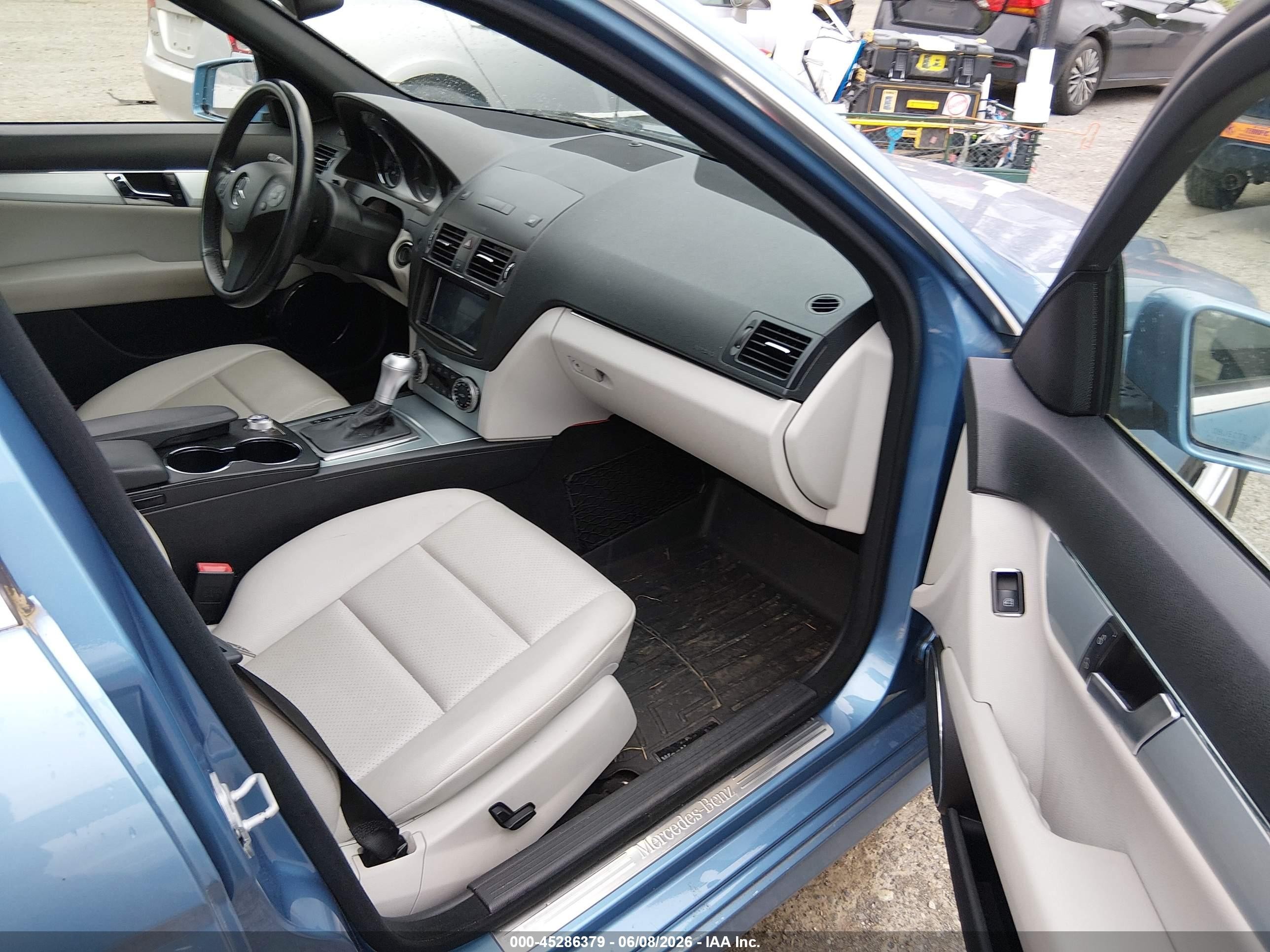 2010 Mercedes-benz C 300 Sport 4matic Light Blue vin: WDDGF8BB4AF421329