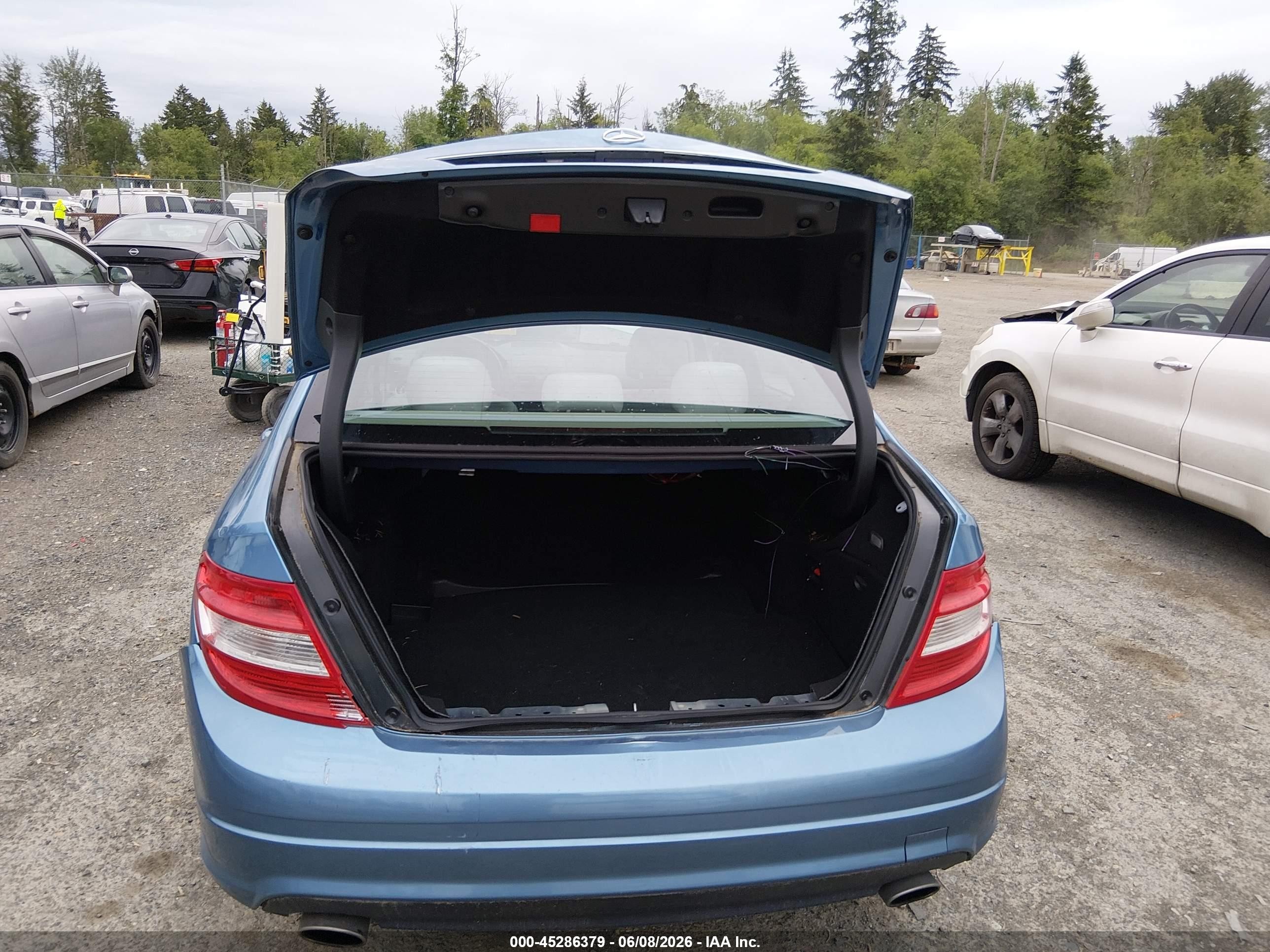 2010 Mercedes-benz C 300 Sport 4matic Light Blue vin: WDDGF8BB4AF421329