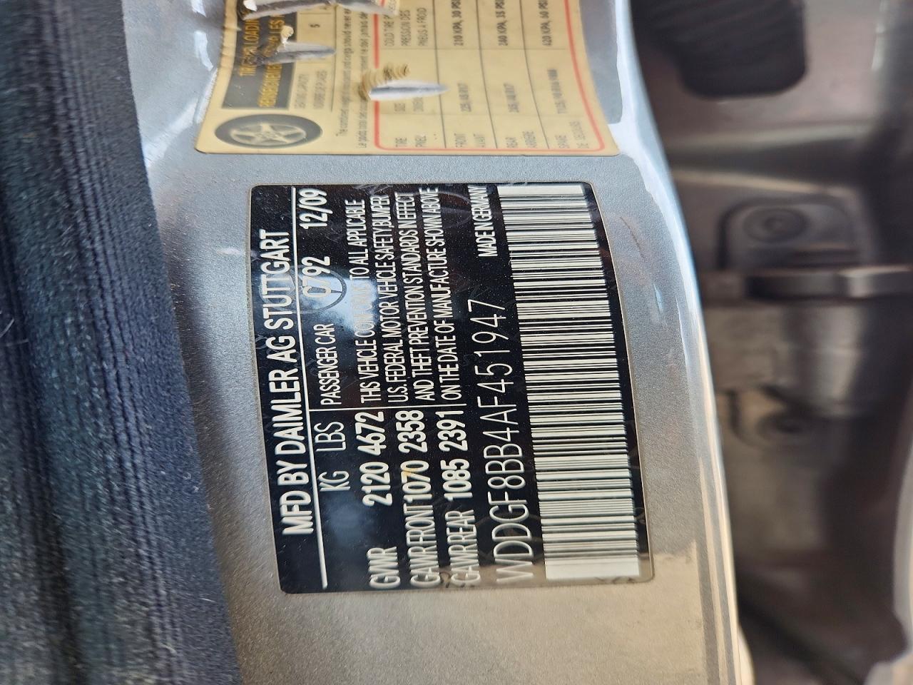 2010 Mercedes-benz C 300 4matic Серебряный vin: WDDGF8BB4AF451947