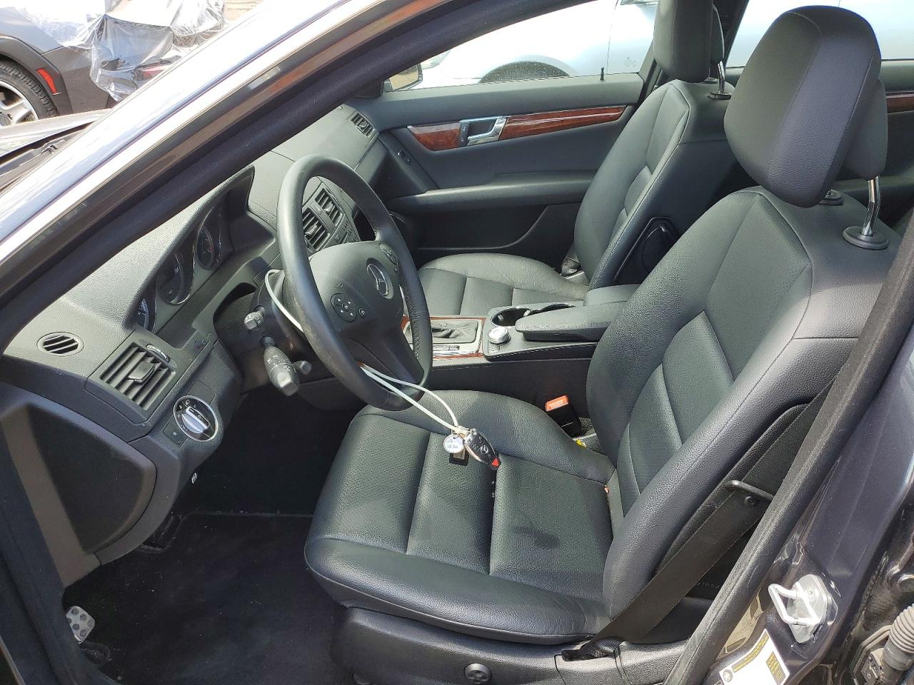 2011 Mercedes-benz C 300 4matic Gray vin: WDDGF8BB4BA502667