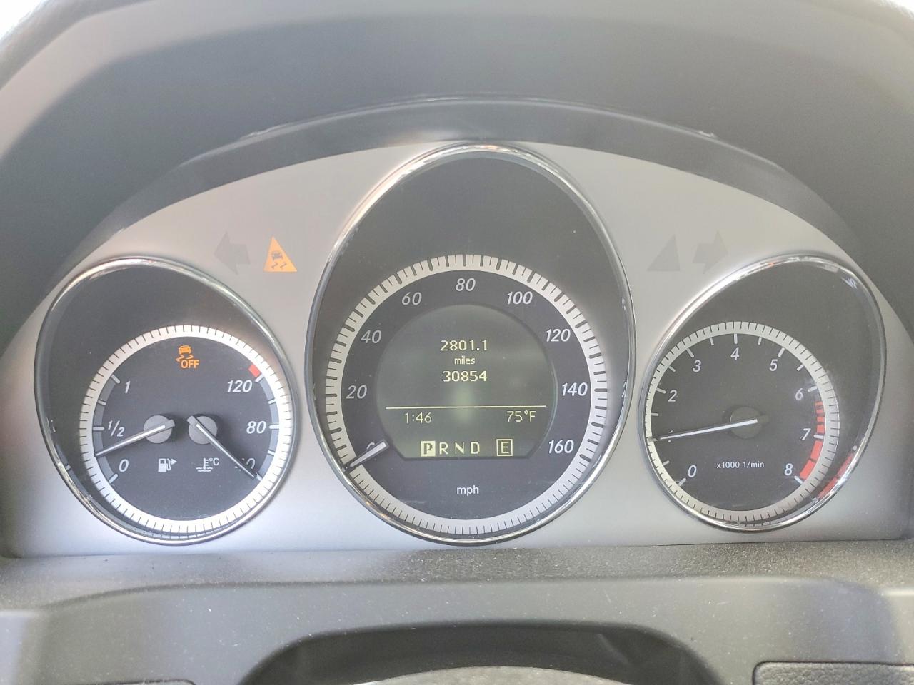 2011 Mercedes-benz C 300 4matic Gray vin: WDDGF8BB4BA502667