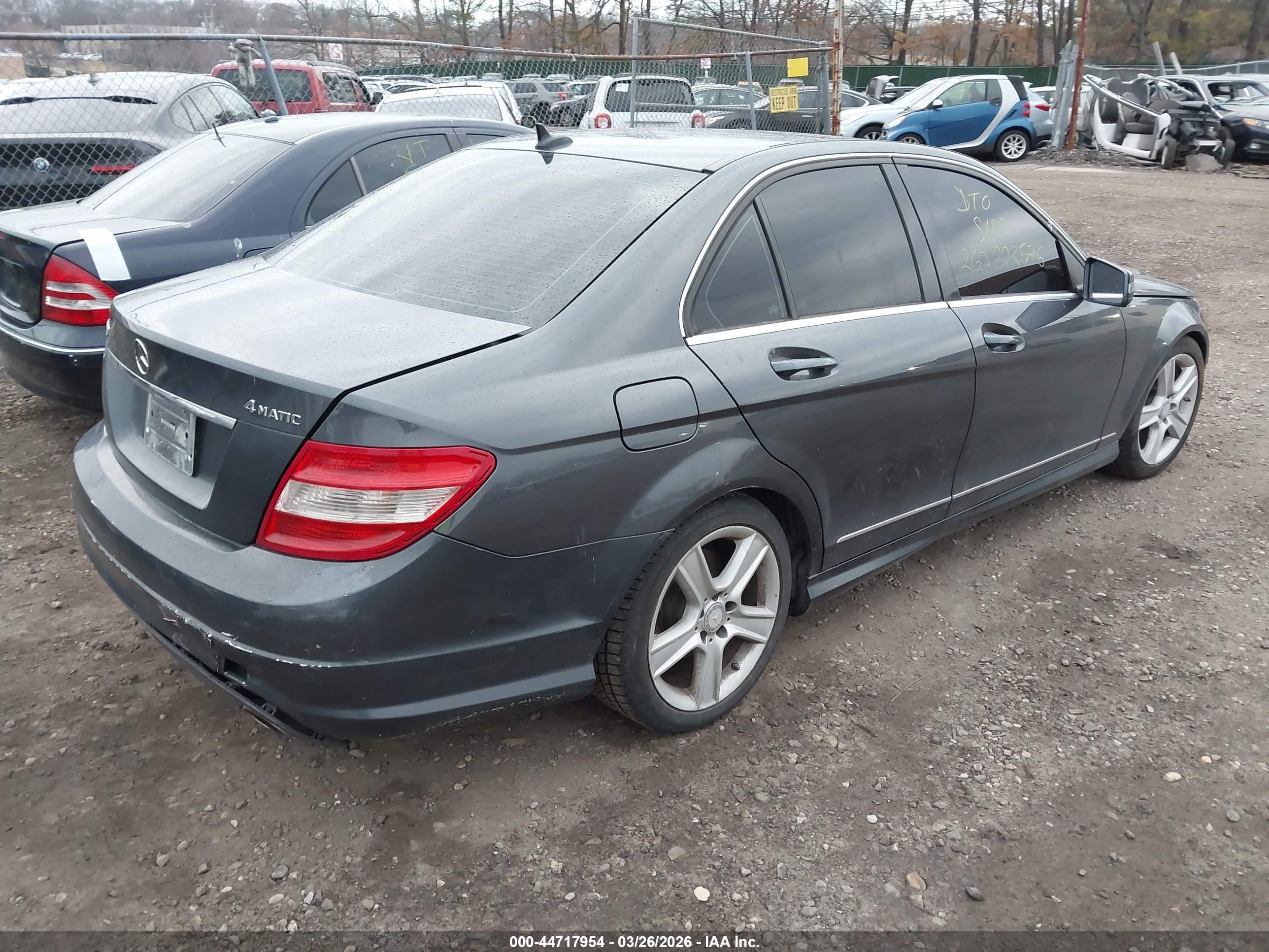 2011 Mercedes-benz C 300 Luxury 4matic/sport 4matic Gray vin: WDDGF8BB4BF527569
