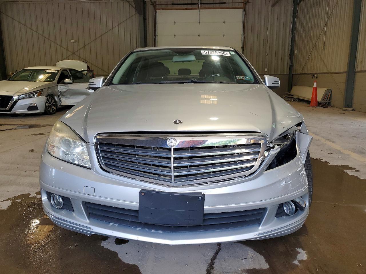 2011 Mercedes-benz C 300 4matic Silver vin: WDDGF8BB4BR136355