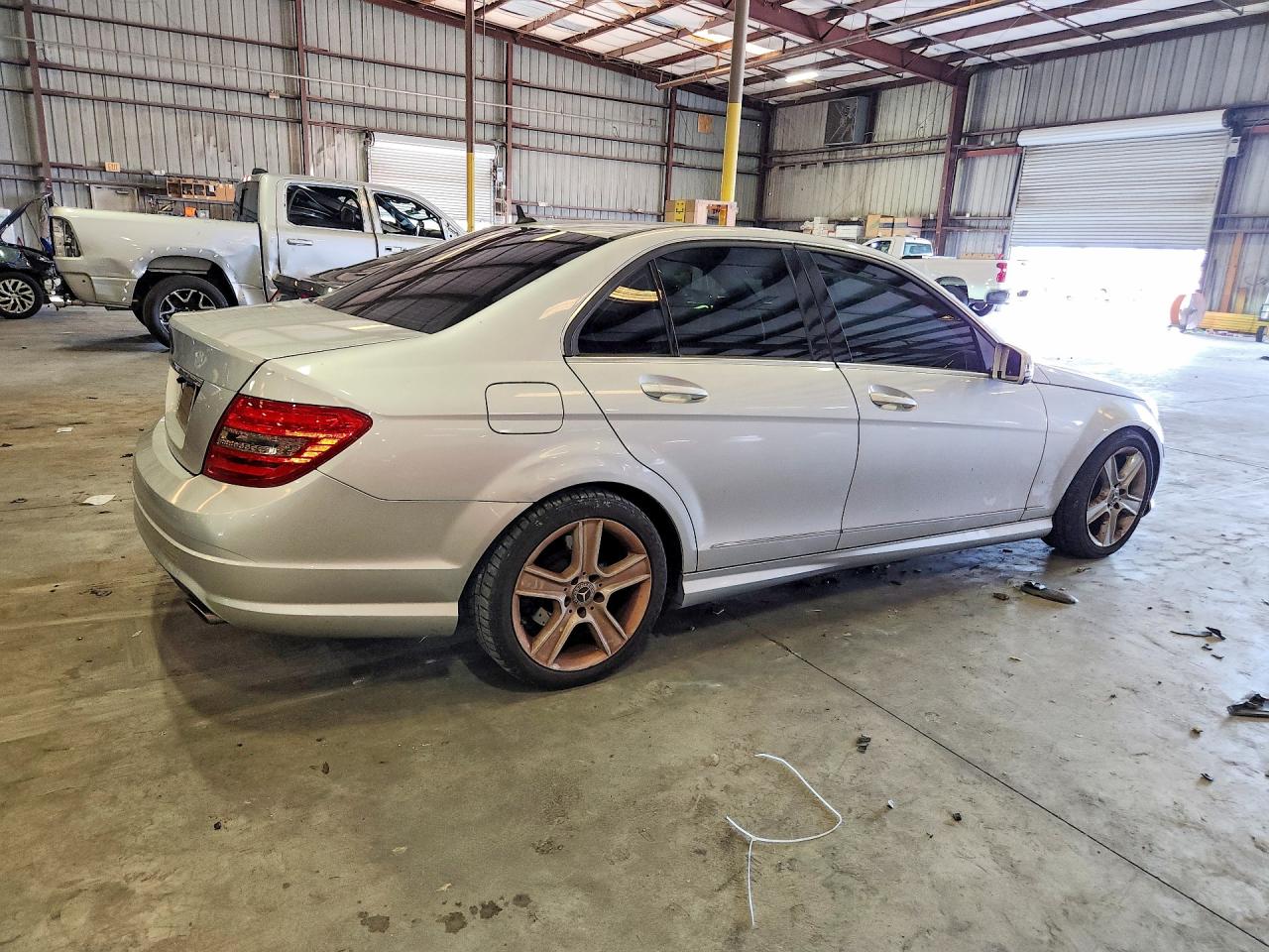 2011 Mercedes-benz C 300 4matic Silver vin: WDDGF8BB4BR140485