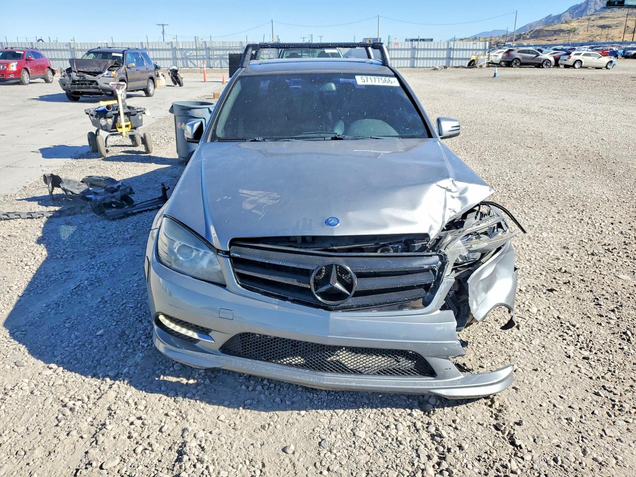 2011 Mercedes-benz C 300 4matic Серый vin: WDDGF8BB4BR140776